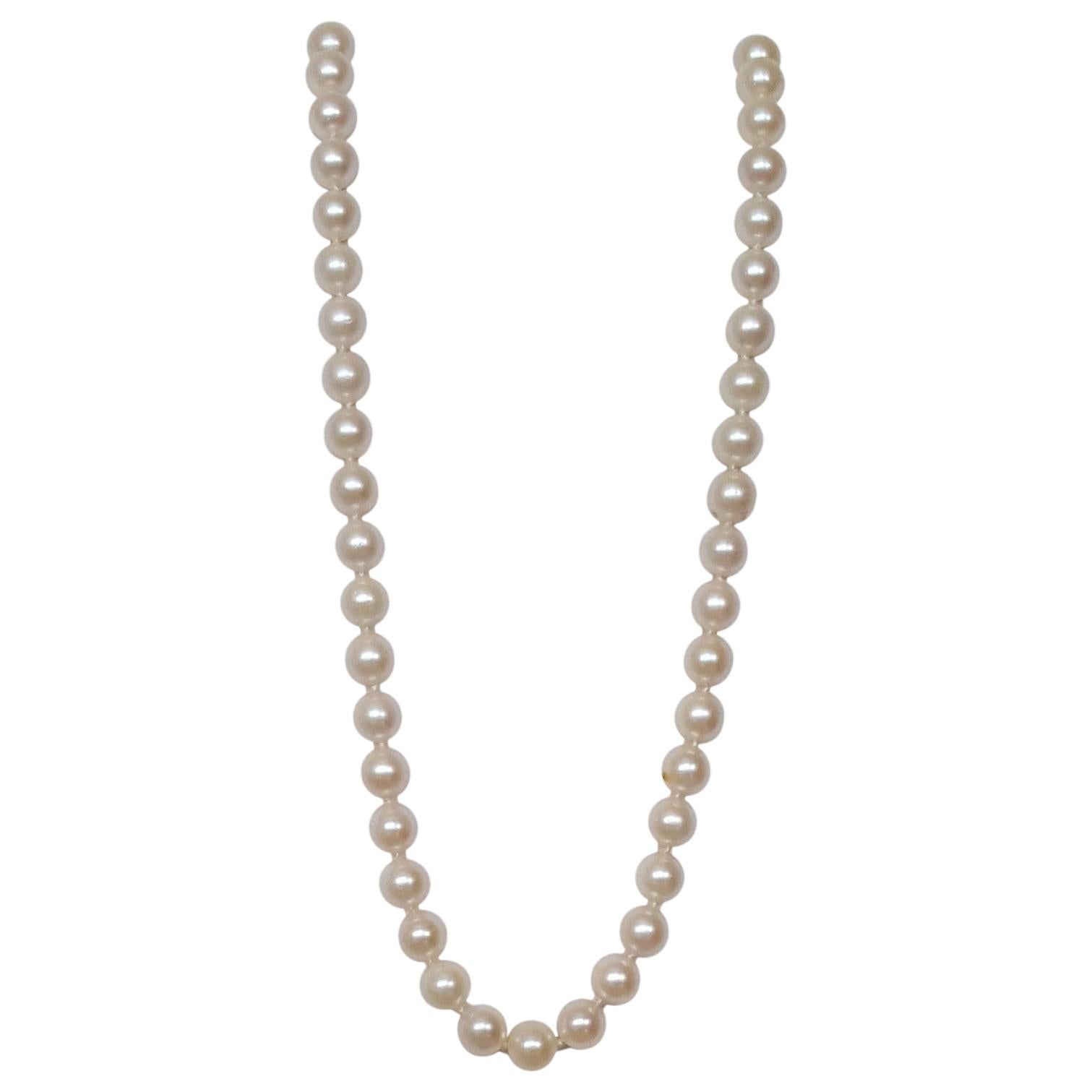 Cultured White Grade AA Pearl Strand 14kt White Gold Very Good 23 Inches 7+mm For Sale