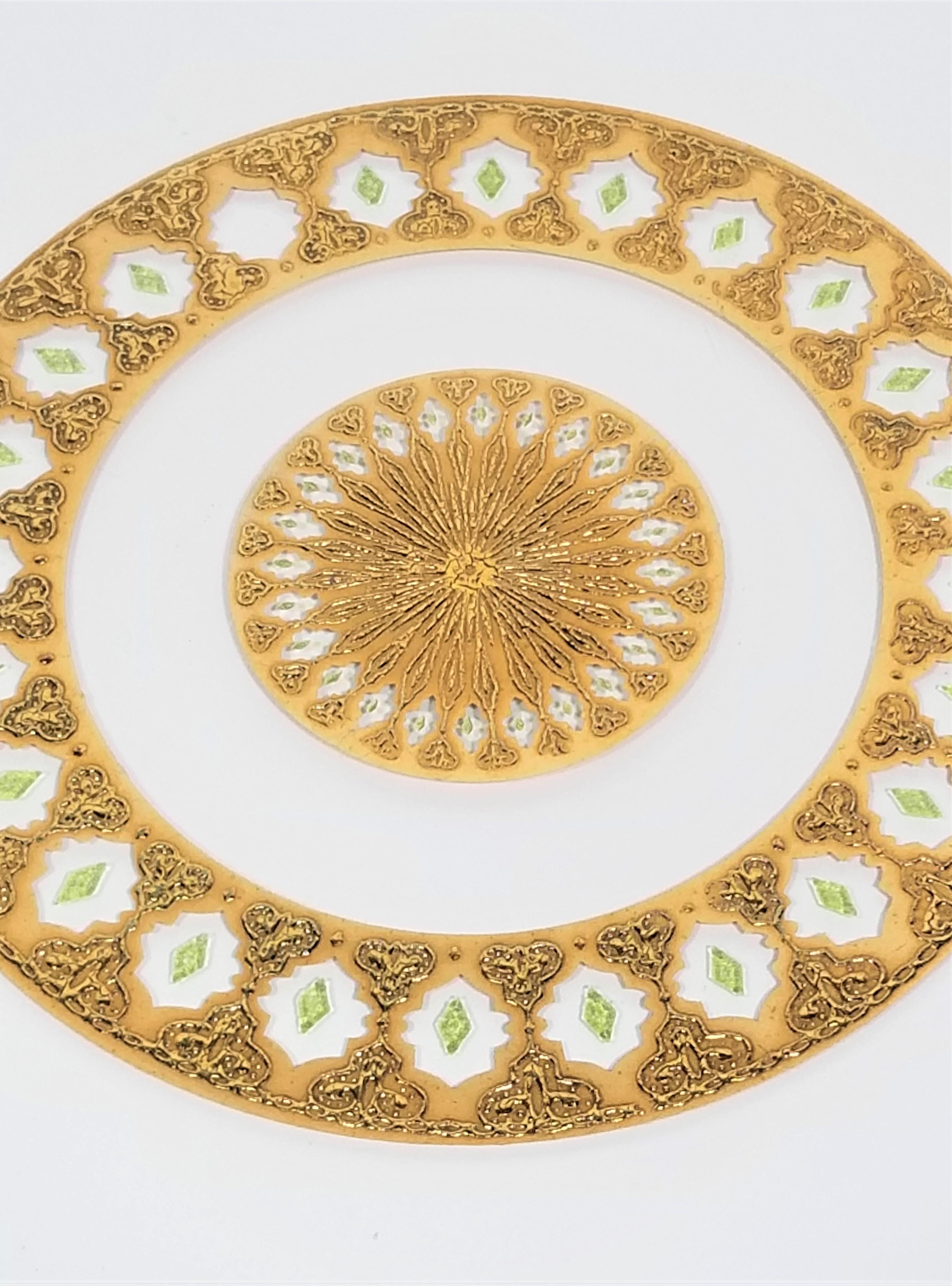20th Century Culver 22k Gold Valencia Design Serving Plate / Platter Mid Century, 1960s For Sale
