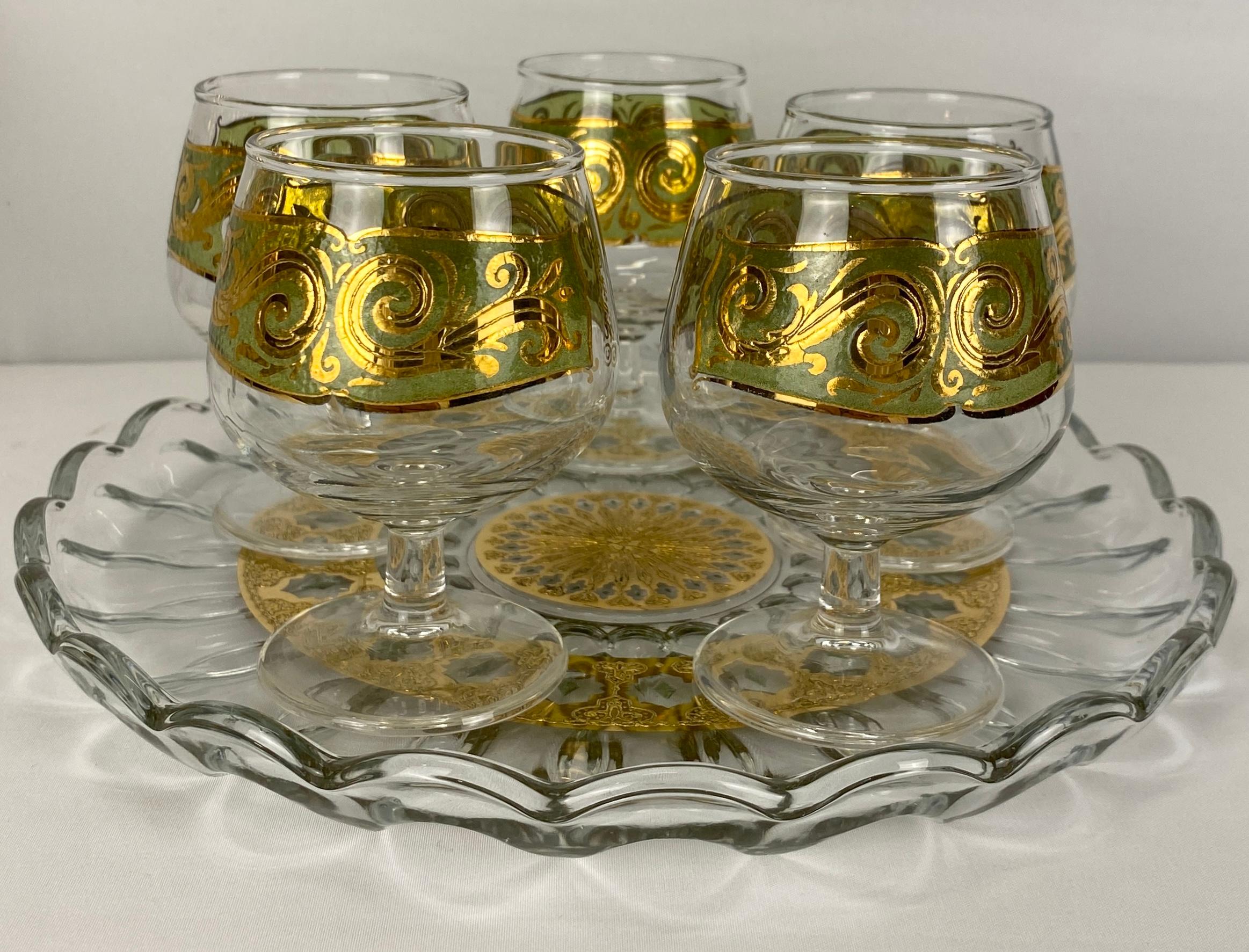 Bandeja para servir de cristal Culver o Plato para servir de pan de oro de 22 quilates Culver Moderno de mediados de siglo en venta