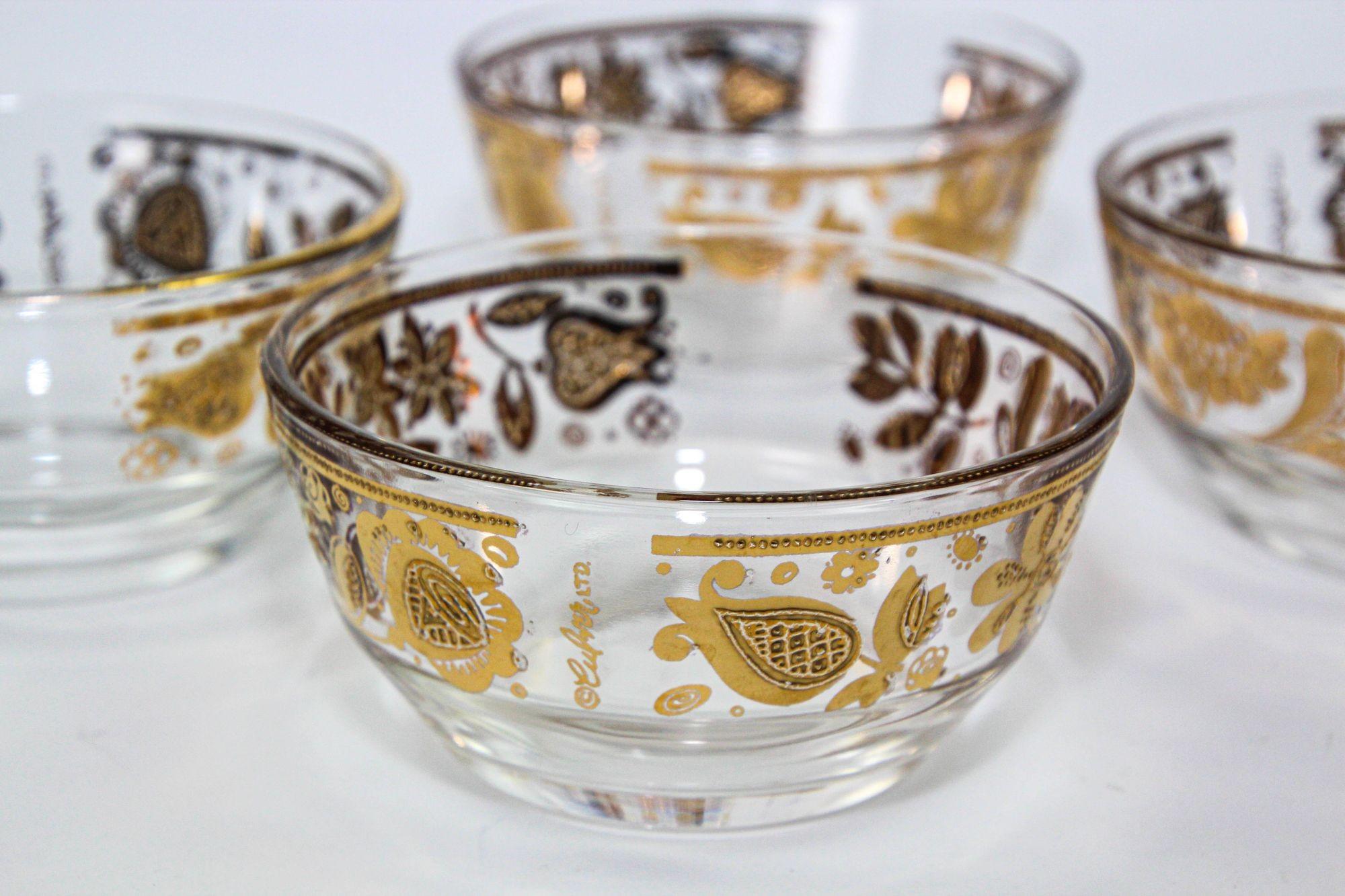 Vintage 22K Gold Leaf Appetizer Bowls by Culver, ltd. from the 1960s Set of 4.Hollywood Regency barware set of vintage Culver 22K gold leaf Chantilly floral pattern overlay set of 4 appetizer bowl by Culver, 1960s.Exquisite Culver Chantilly hostess