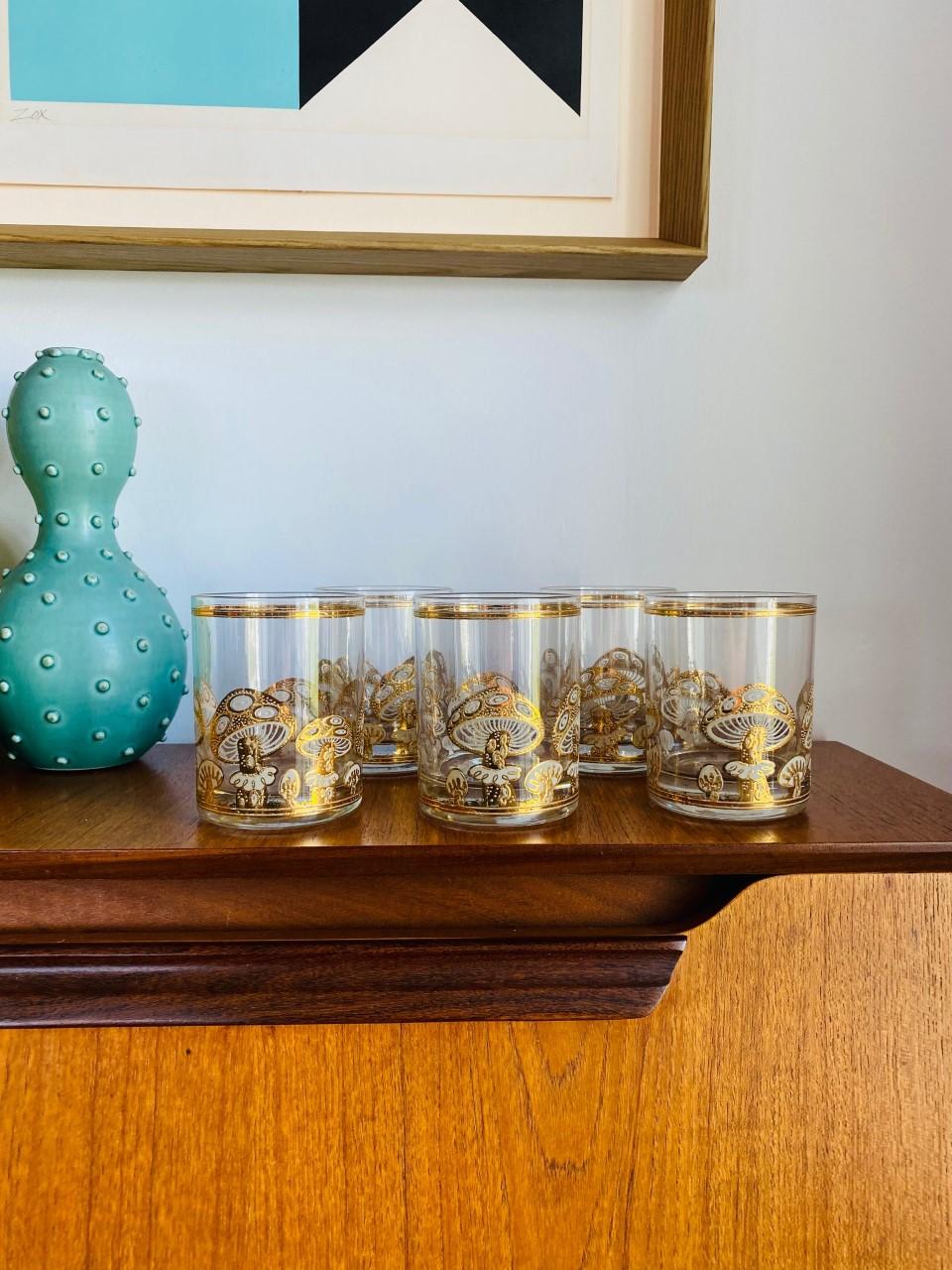 Culver Ltd 22k Gold Mushroom Glasses - Set of 5 In Good Condition For Sale In San Diego, CA