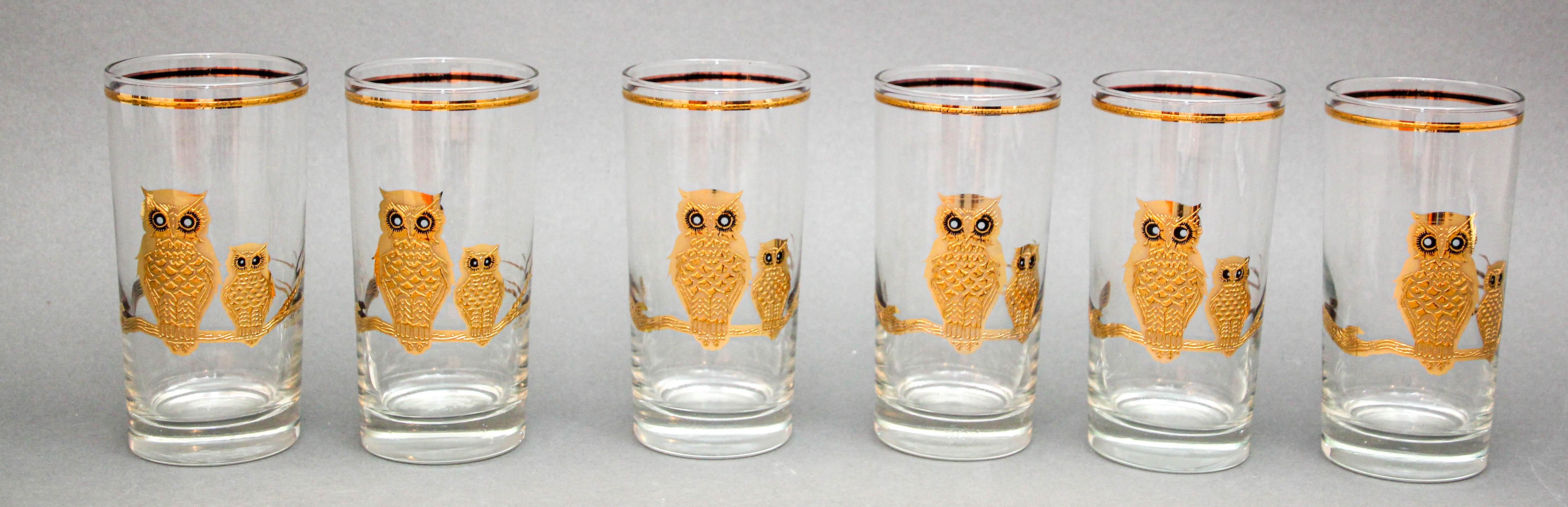 Copas Highball Vintage Culver Ltd. con búhos de oro de 22 quilates, juego de 6, alrededor de 1950.
Este juego de 6 vasos altos Culver vintage es una auténtica joya de la época de mediados de siglo, estos vasos muestran la icónica firma y diseño de