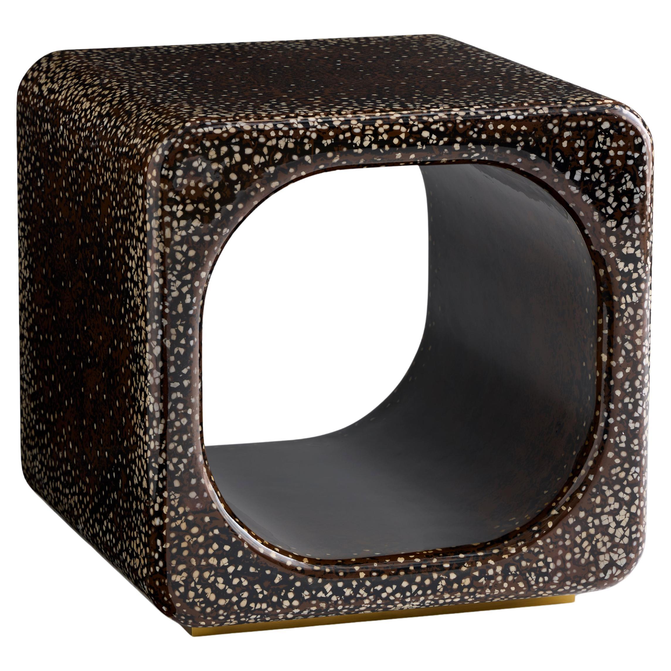 Cube de ponceau, coquille d'œuf