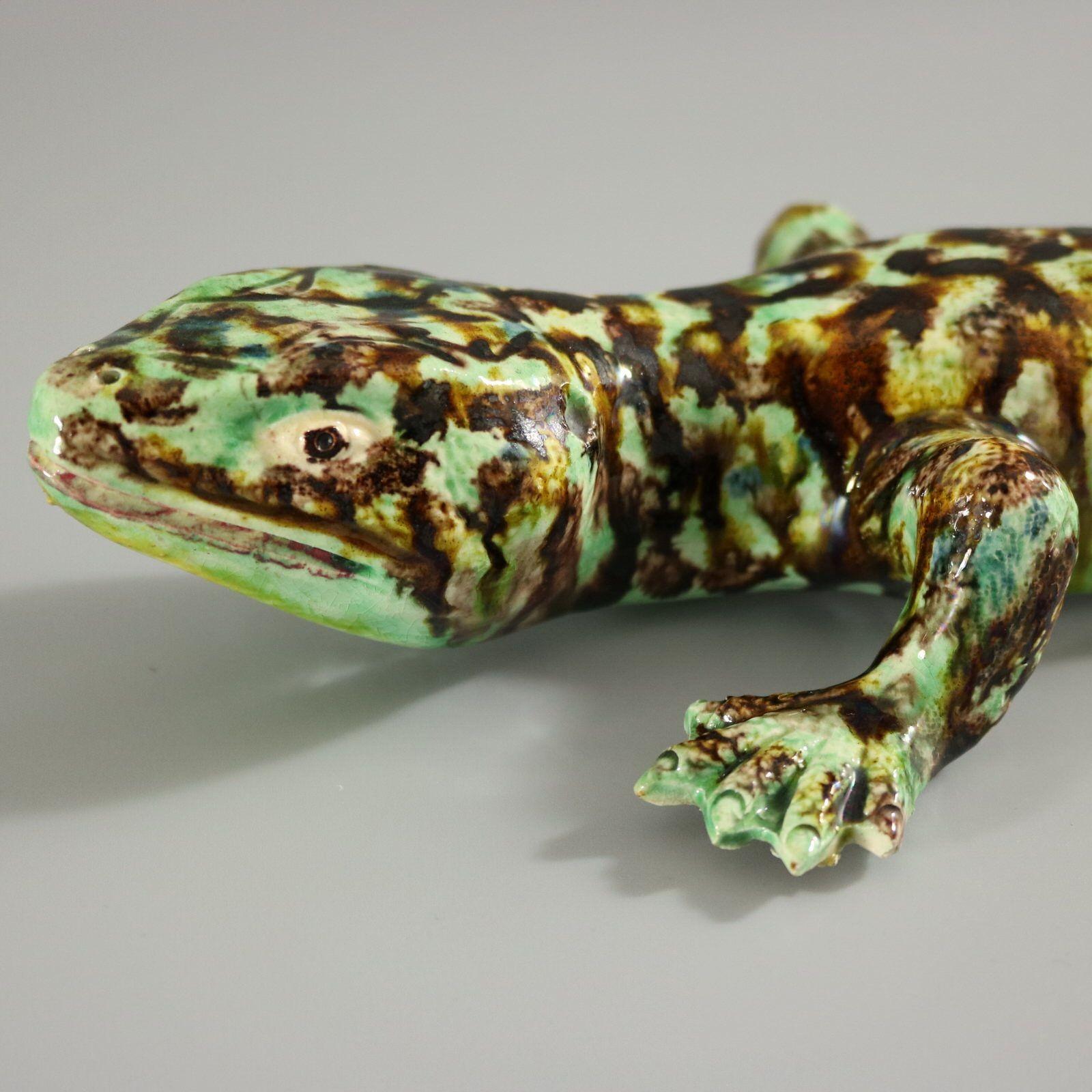 Cunha Palissy Majolica Lizard Wall Figure In Good Condition For Sale In Chelmsford, Essex