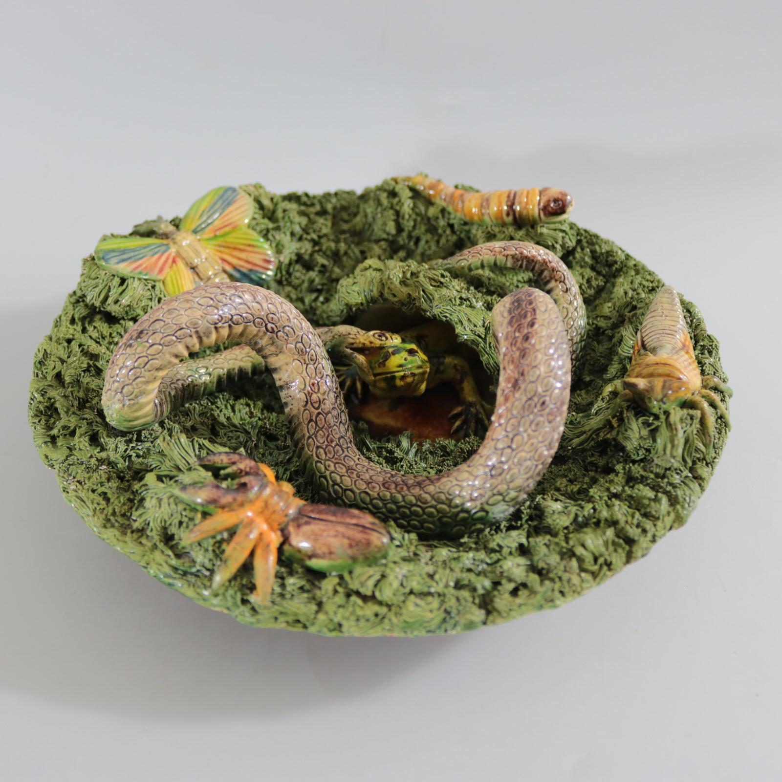 Cunha Palissy Majolica Plate with Snake & Lizard In Good Condition In Chelmsford, Essex