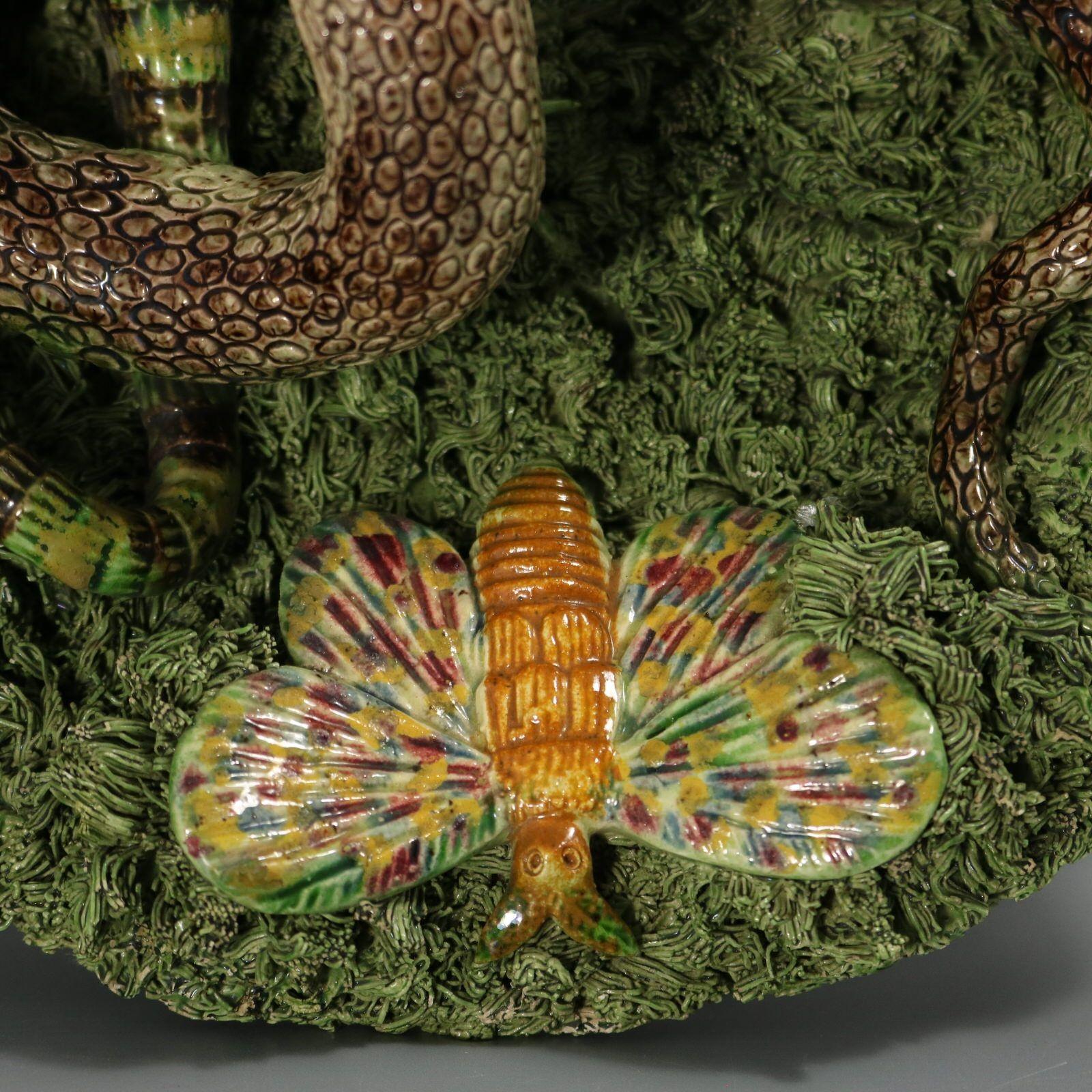 Cunha Palissy Majolica Snake and Lizard Wall Plate Bon état - En vente à Chelmsford, Essex