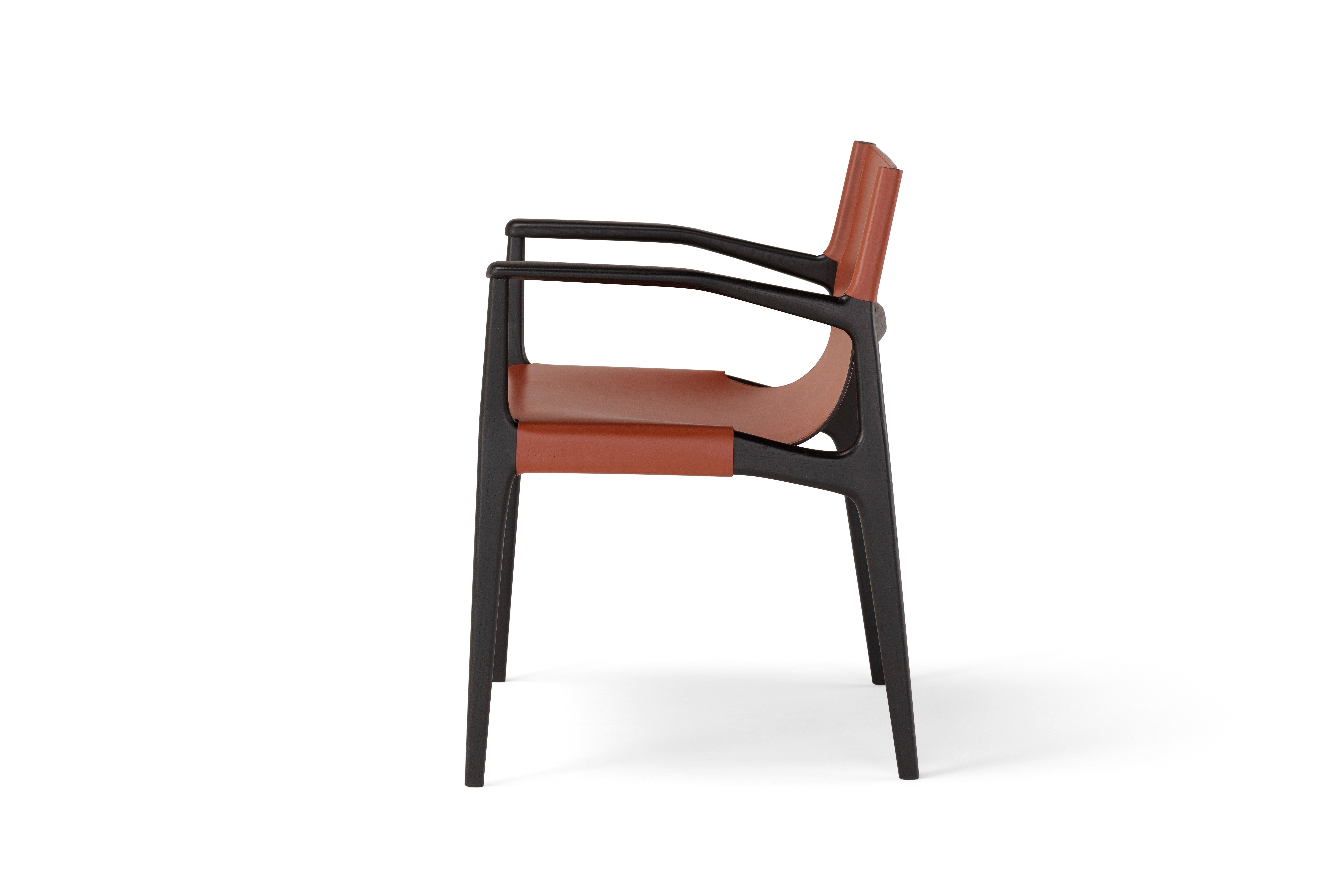 Silla con brazos Cuoio Tessa by Amura Lab Italiano en venta