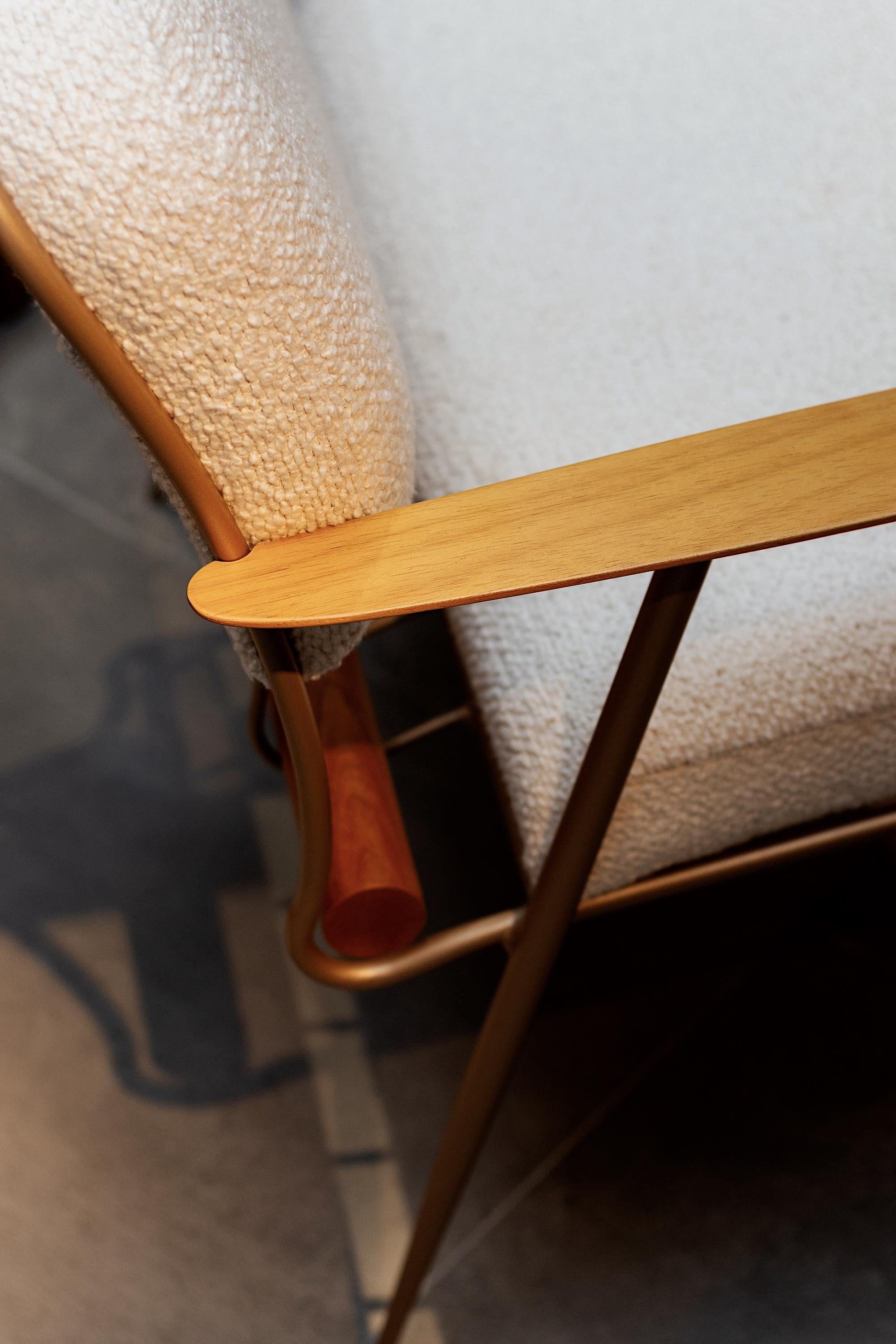 Sessel „Cuore“ aus Kohlenstoffstahl, gepolstert mit Schafsleder und Holzdetails im Angebot 7