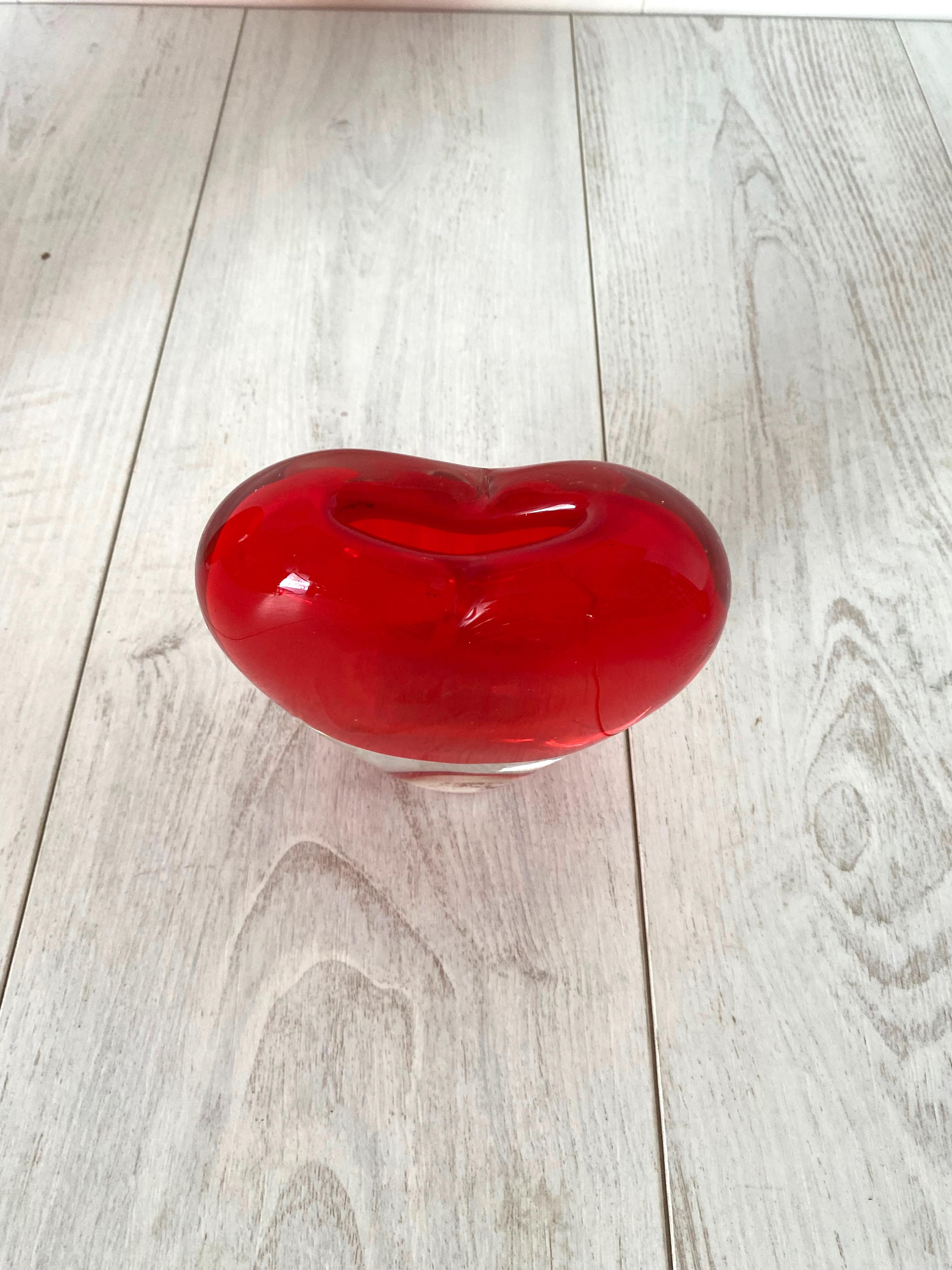 Late 20th Century Cuore & Cuoricino Heart Vases by Maria Christina Hamel for Salviati, 1990s For Sale