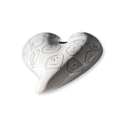 Cuore in ceramica "Menschliche Gesichter" Azzurro N.4 von Gianni Veneziano für Kiasmo