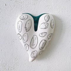 Cuore in ceramica "Human Faces" Turchese N.1 di Gianni Veneziano per Kiasmo