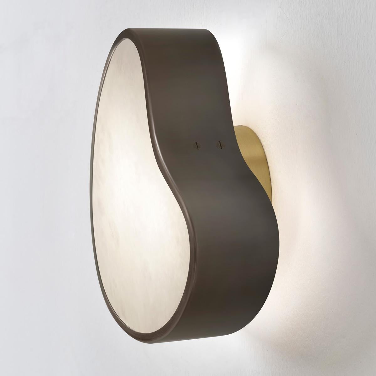 Brass Cuore Wall Light by Gaspare Asaro. Alabaster Version For Sale