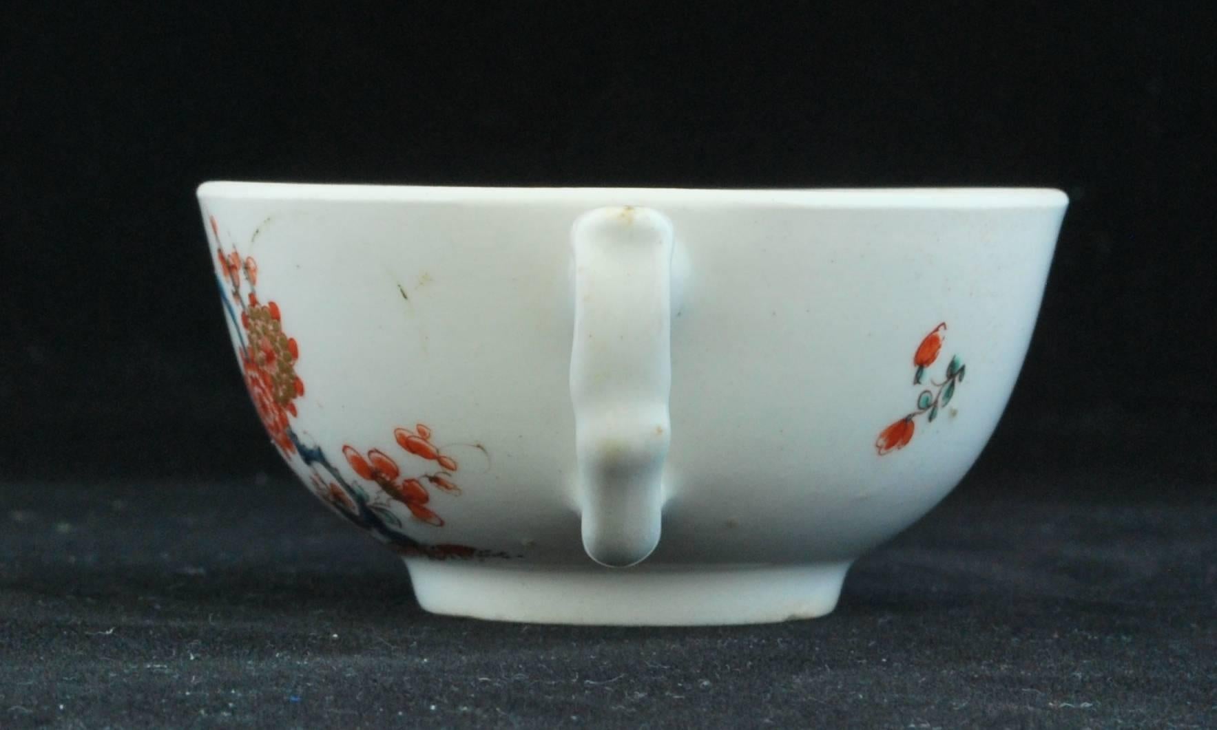 18th Century Cup and Saucer, Kakiemon Decoration, Bow Porcelain Factory, circa 1753 For Sale