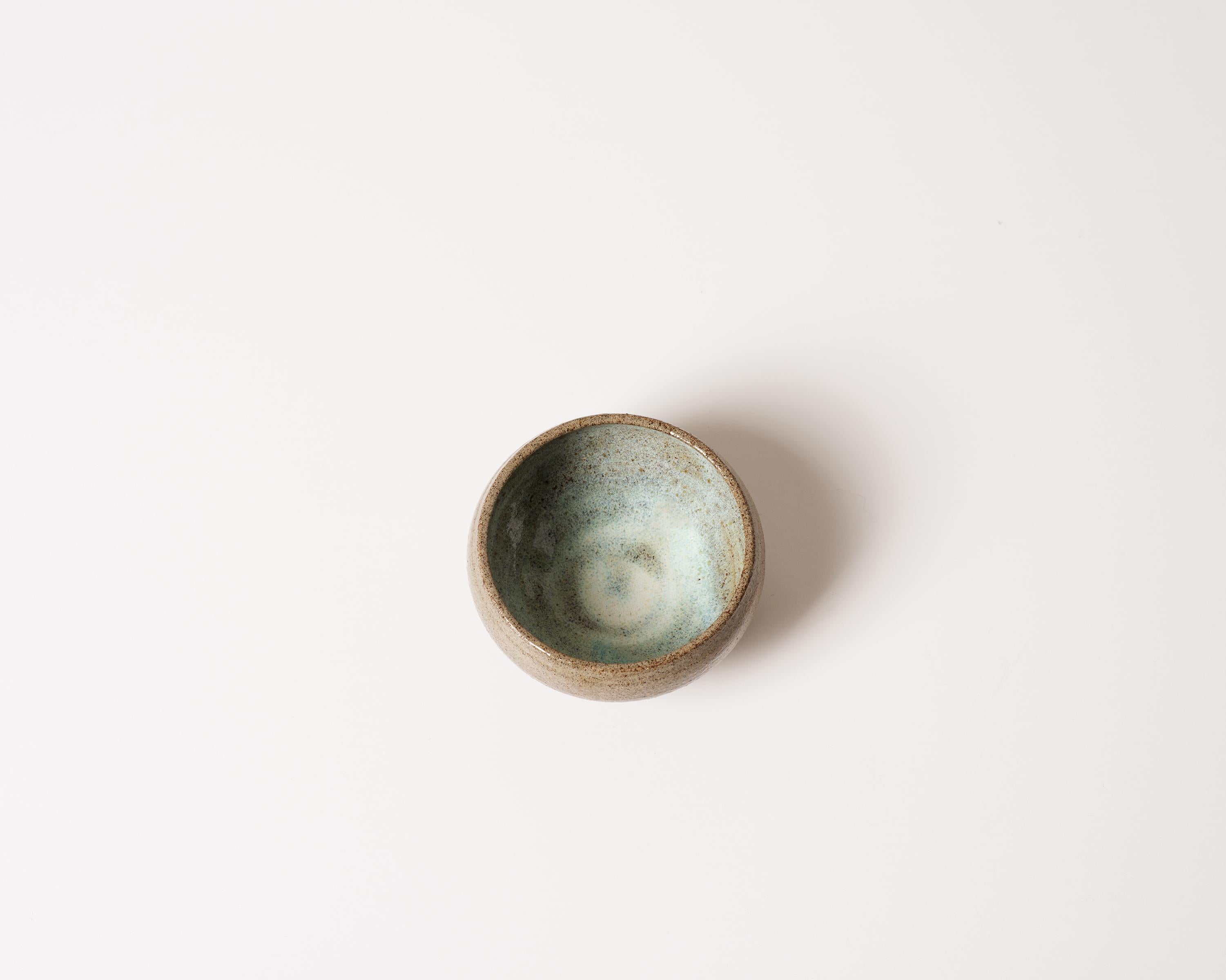 Cup

Grey Speckled Clay
Blueish Green + Sheer Glaze
Ø 8cm, H: 5cm

Unique piece made in Belgium - 2021