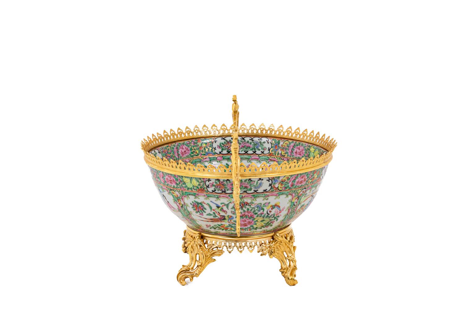 Asian Cup in Canton Porcelain and Gilt Bronze, circa 1880 For Sale