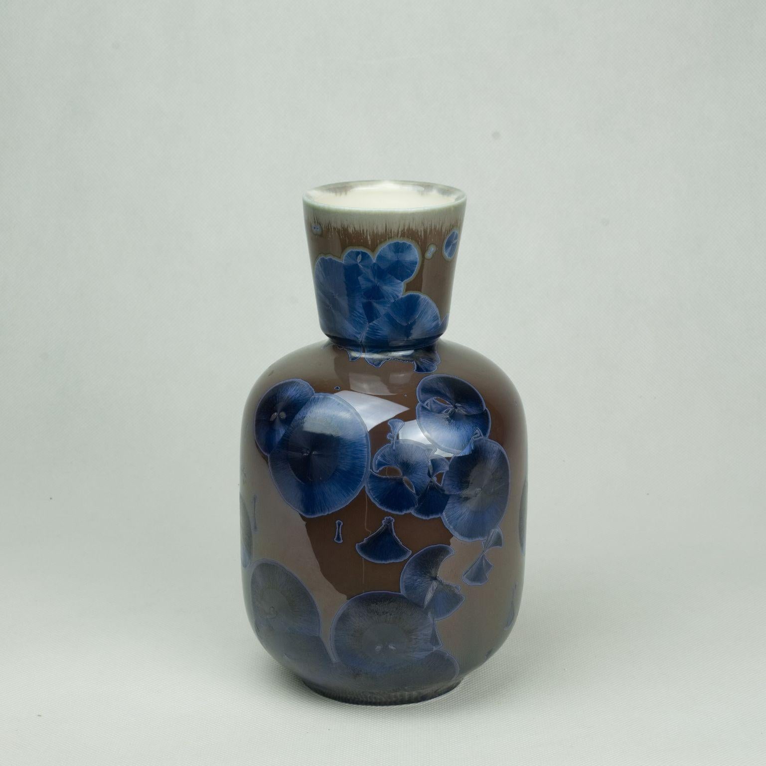 Modern Cup Vase by Milan Pekař For Sale
