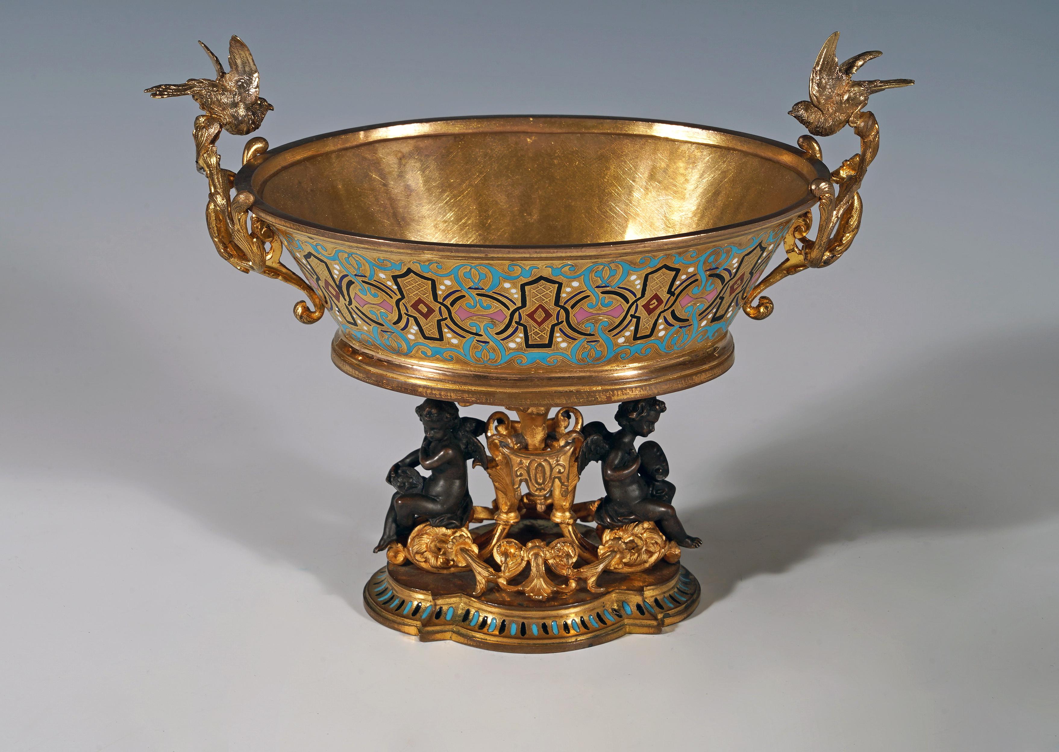 Napoleone III Coppa con cherubini attribuita a A. Giroux, Francia, CIRCA 1870 in vendita
