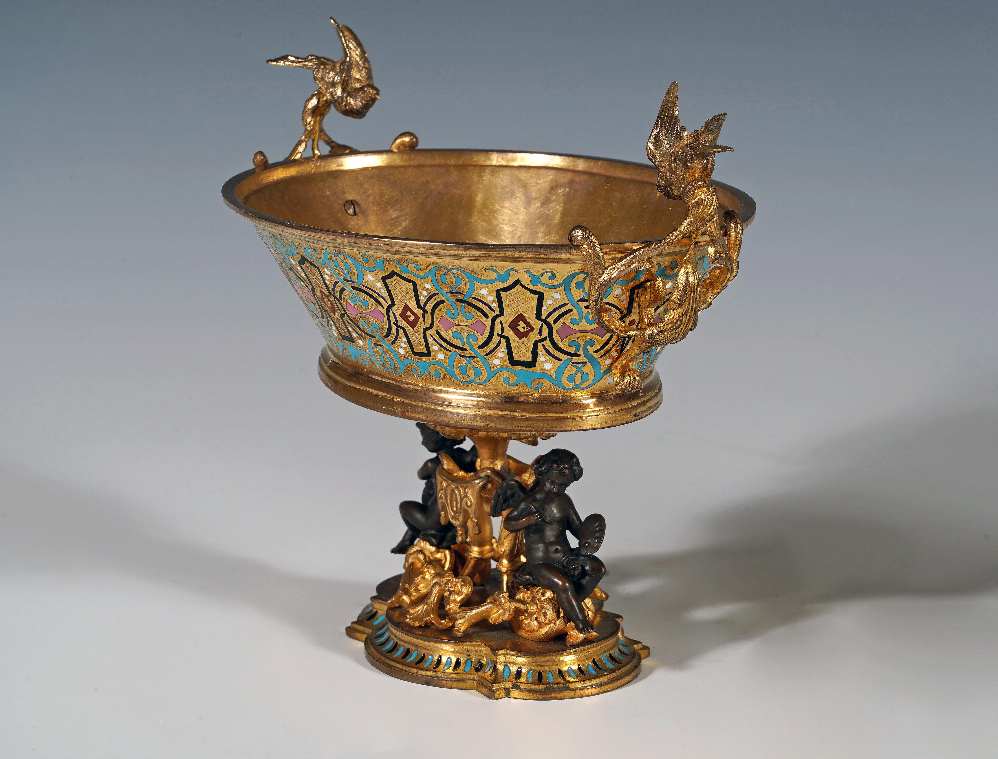 Francese Coppa con cherubini attribuita a A. Giroux, Francia, CIRCA 1870 in vendita