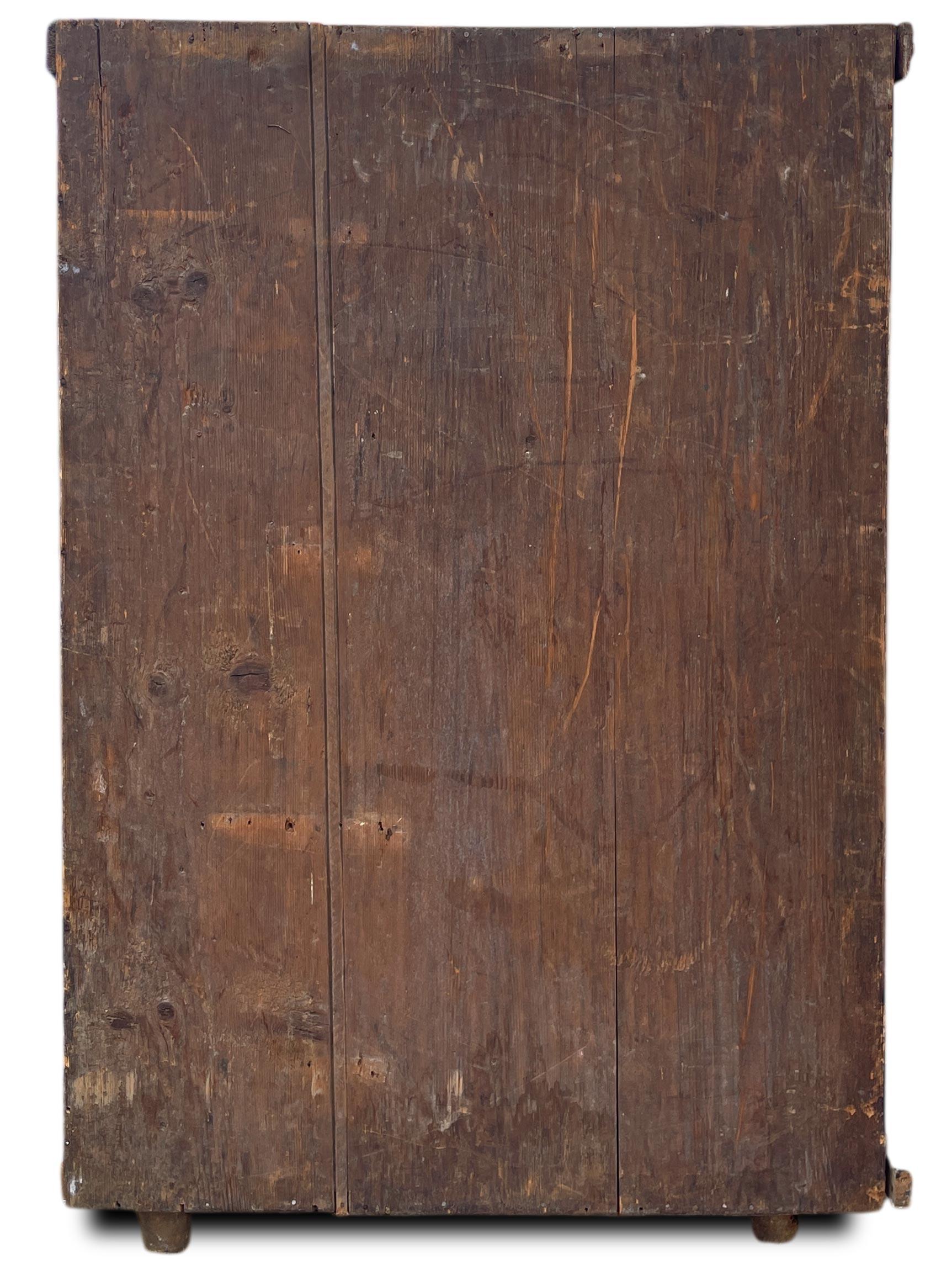 Cupboard Blue Floral Painted - Europe Early 19th Century in vendita 10