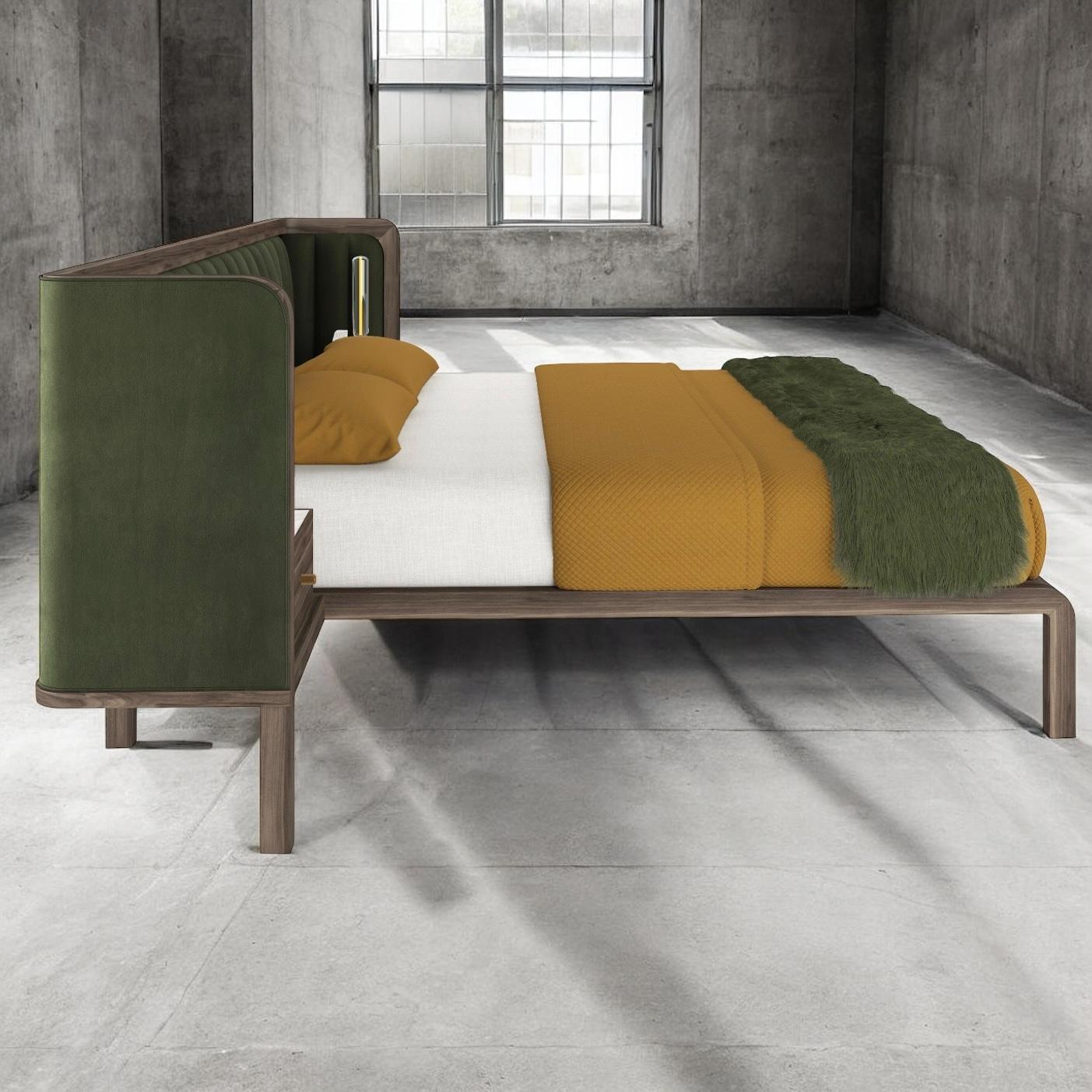 Amor-Bett mit Show-Holz- und Novasuede-Kommoden und integriertem Nachttisch (Kunstwildleder) im Angebot