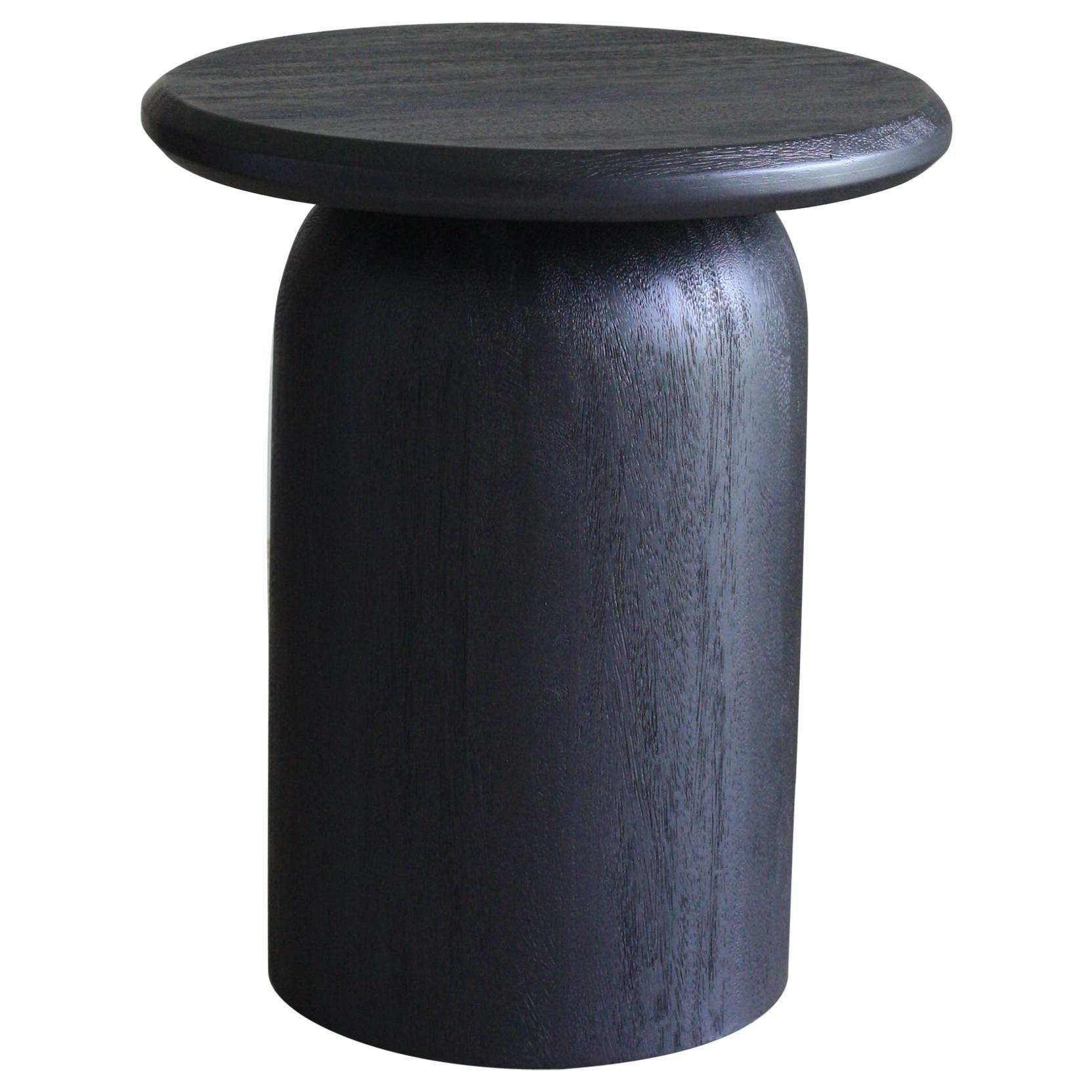 Table ronde Cupola teinture noire en vente