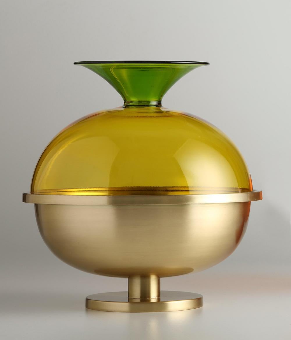 Cuppone and Cuppone, Satin Brass Bowl and Colored Blown-Glass Bowl by Aldo Cibic (Moderne)