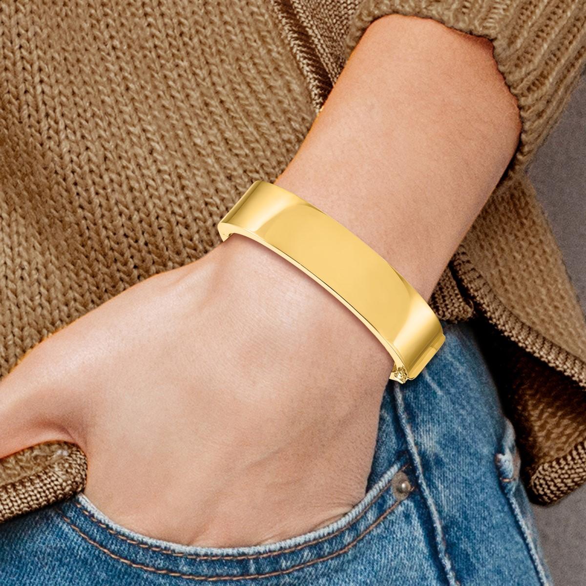 Curata Bracelet jonc à charnières plat en or jaune 14 carats poli Pour femmes en vente