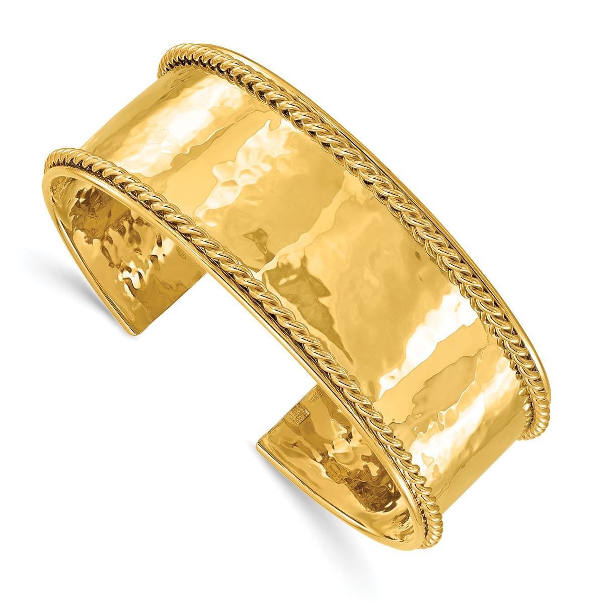 Curata Bracciale in oro giallo massiccio 14k con bordo a corda In condizioni Nuovo in vendita a Great Neck, NY
