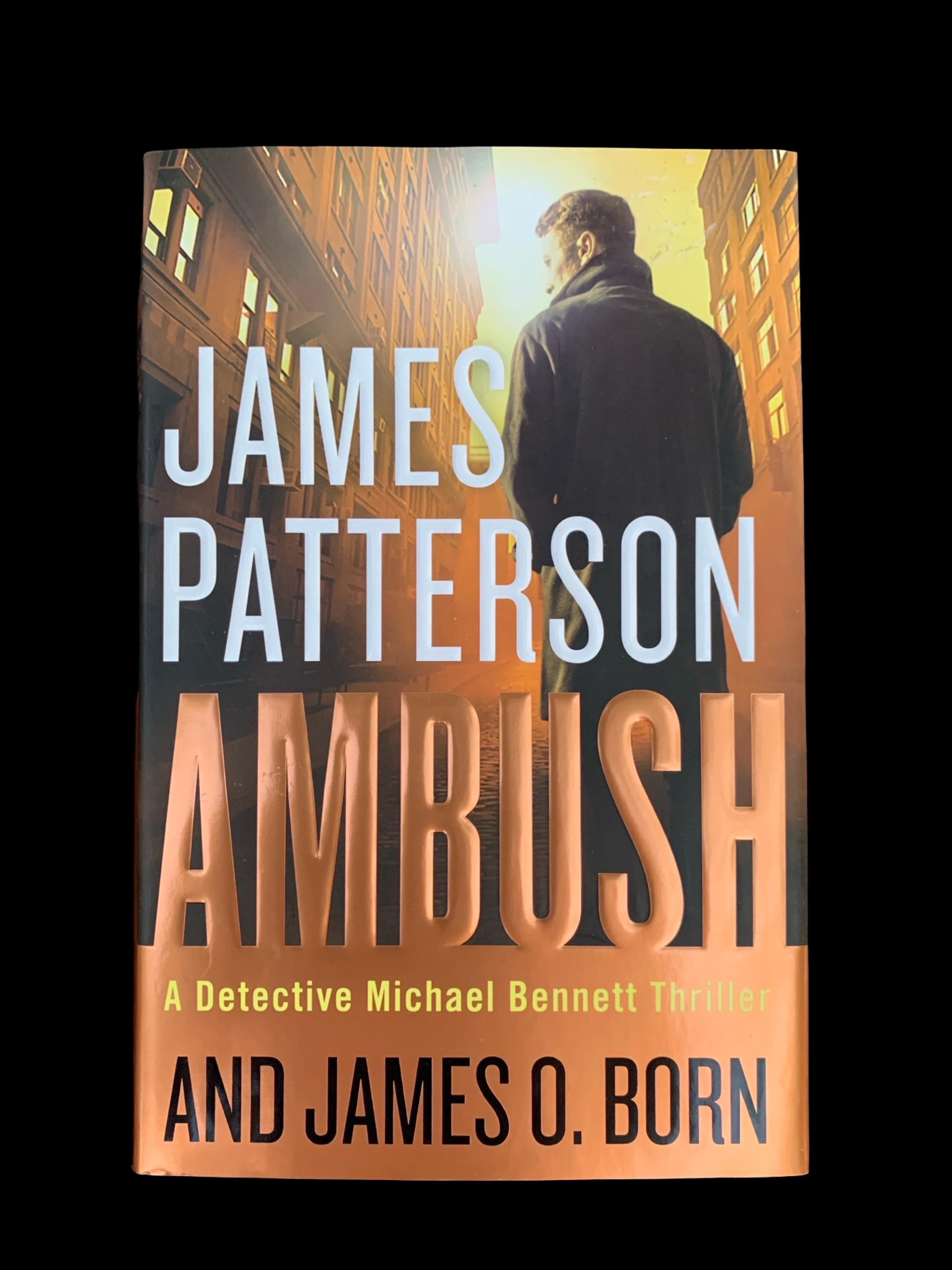 Set Curated 10PC James Patterson Slip-Covered Books Library / Media Room Set #2 in vendita 6