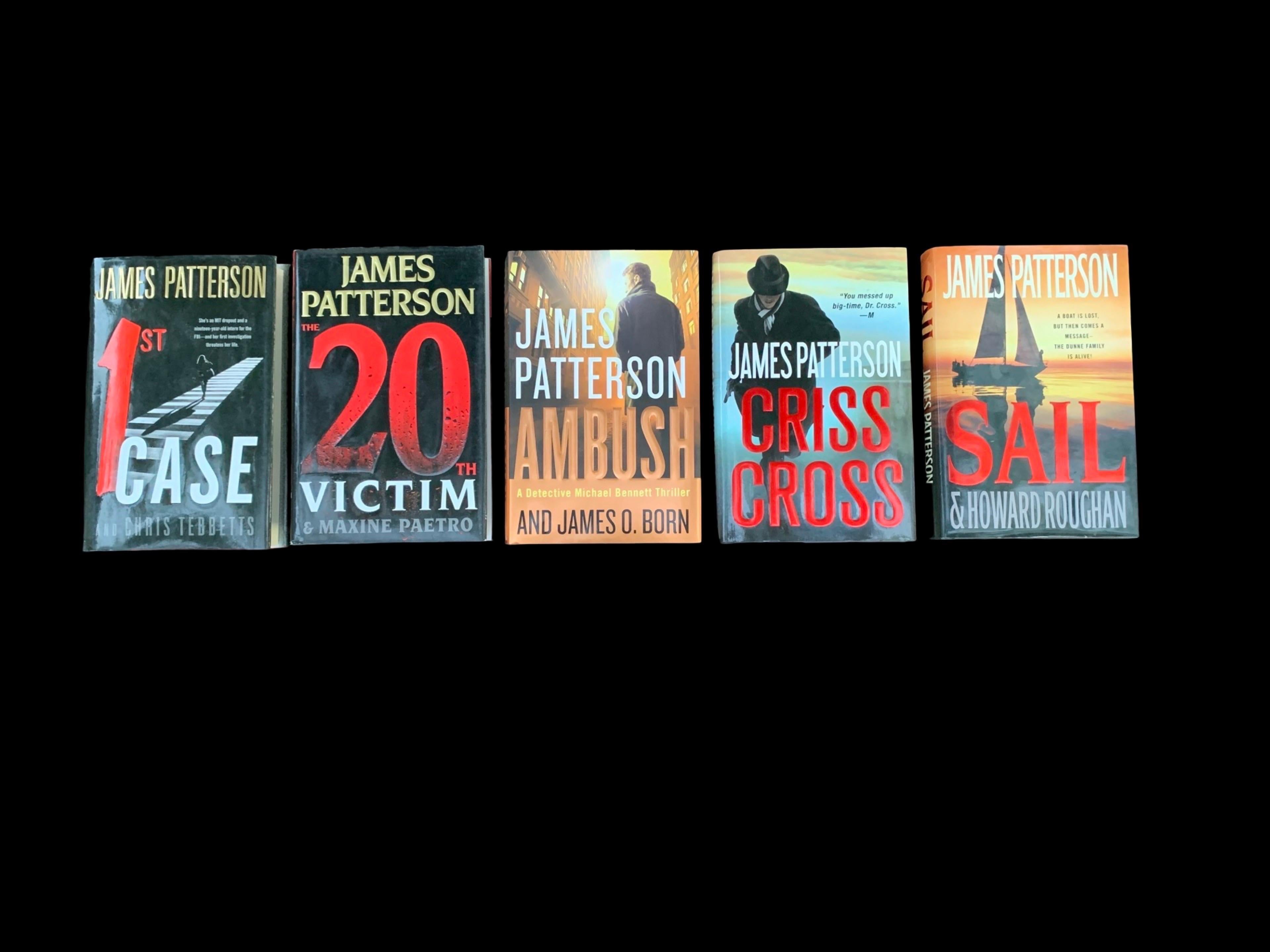 Fine XX secolo Set Curated 10PC James Patterson Slip-Covered Books Library / Media Room Set #2 in vendita