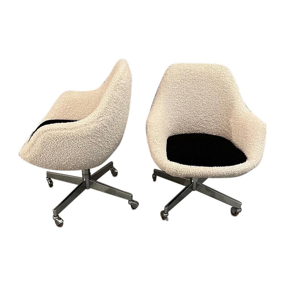 Mid-Century Modern Curated Mid Century Dining/ Office/Accent Chair with New Cream & Black Boucle