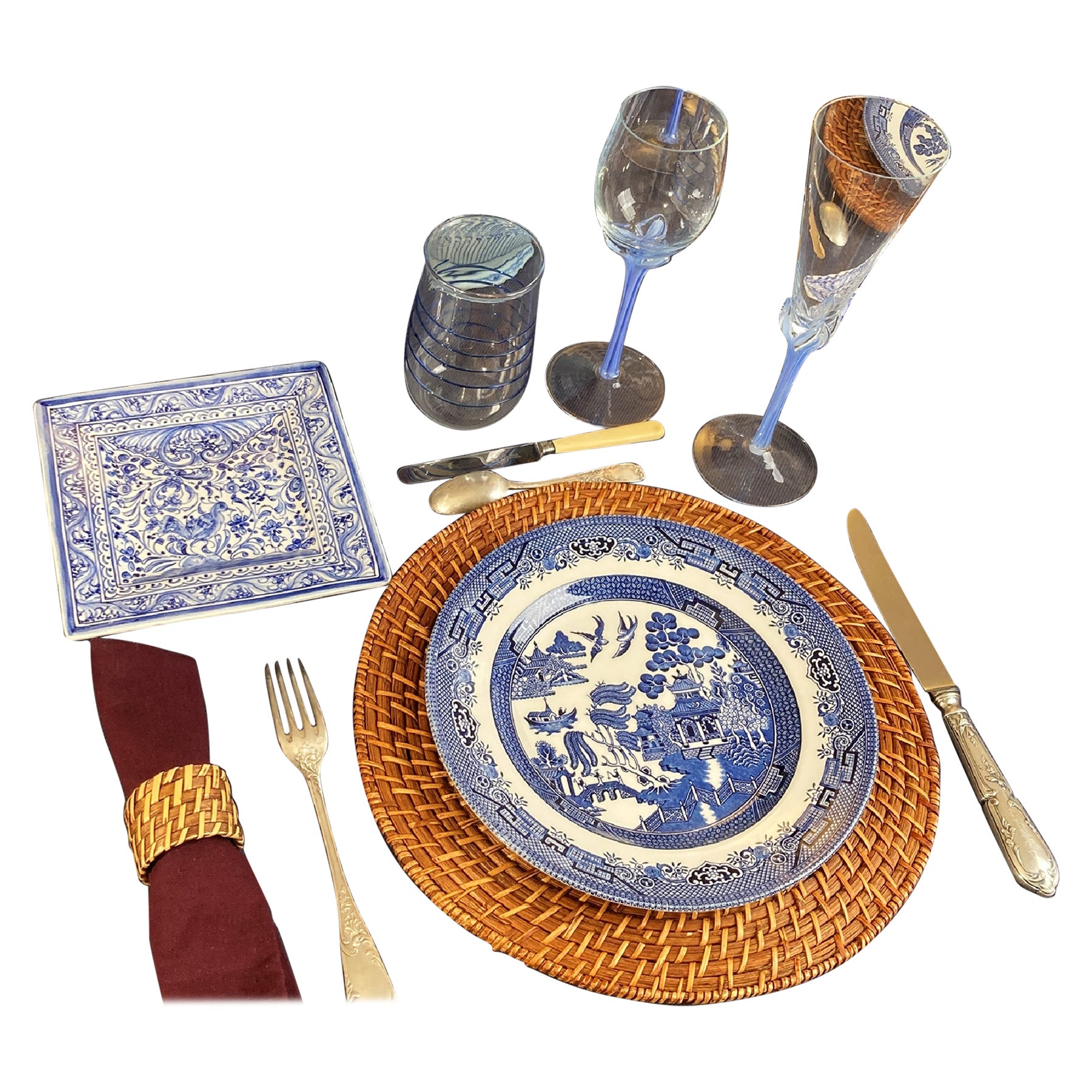 Nuestras mesas seleccionadas

Mesas excepcionales preparadas y montadas con gusto por nosotros, ¡para ti! Cada mesa es única, compuesta por una mezcla de objetos antiguos y contemporáneos, cuidadosamente seleccionados por Waww La Table.
Compra o