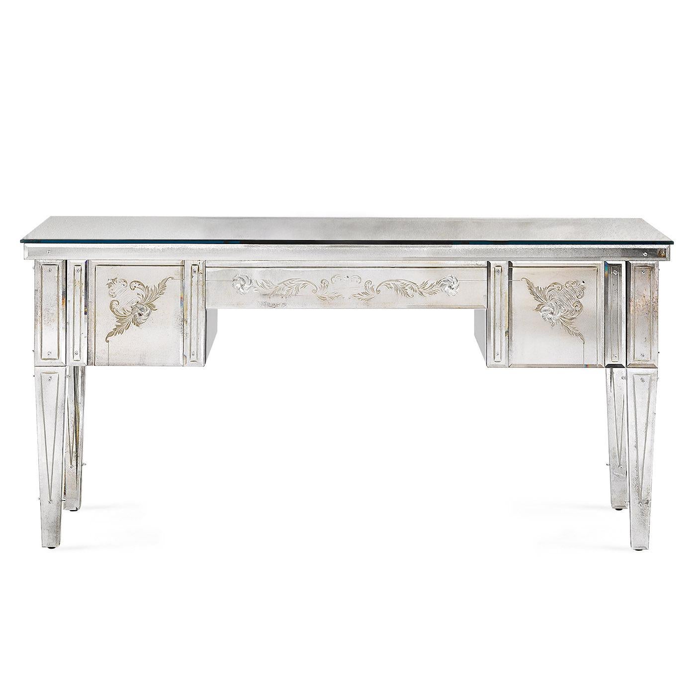 Italian Curatie Make-up Table For Sale