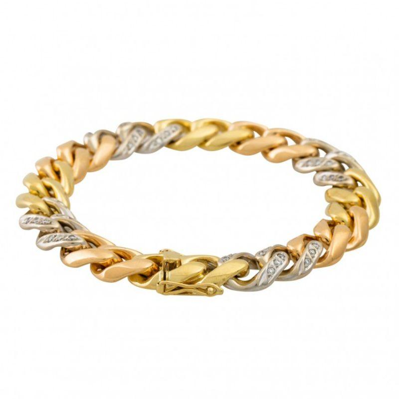 Kordelarmband mit 48 Brillanten von insgesamt ca. 0,48 ct, gute Farbe und Reinheit, GG/RG/WG 18K, 67,8 g, L: ca. 19,5 cm, 20. Jahrhundert, leichte Gebrauchsspuren, Kastenverschluss mit 2x Safety eight, solide Ausführung.

Gliederarmband mit 48