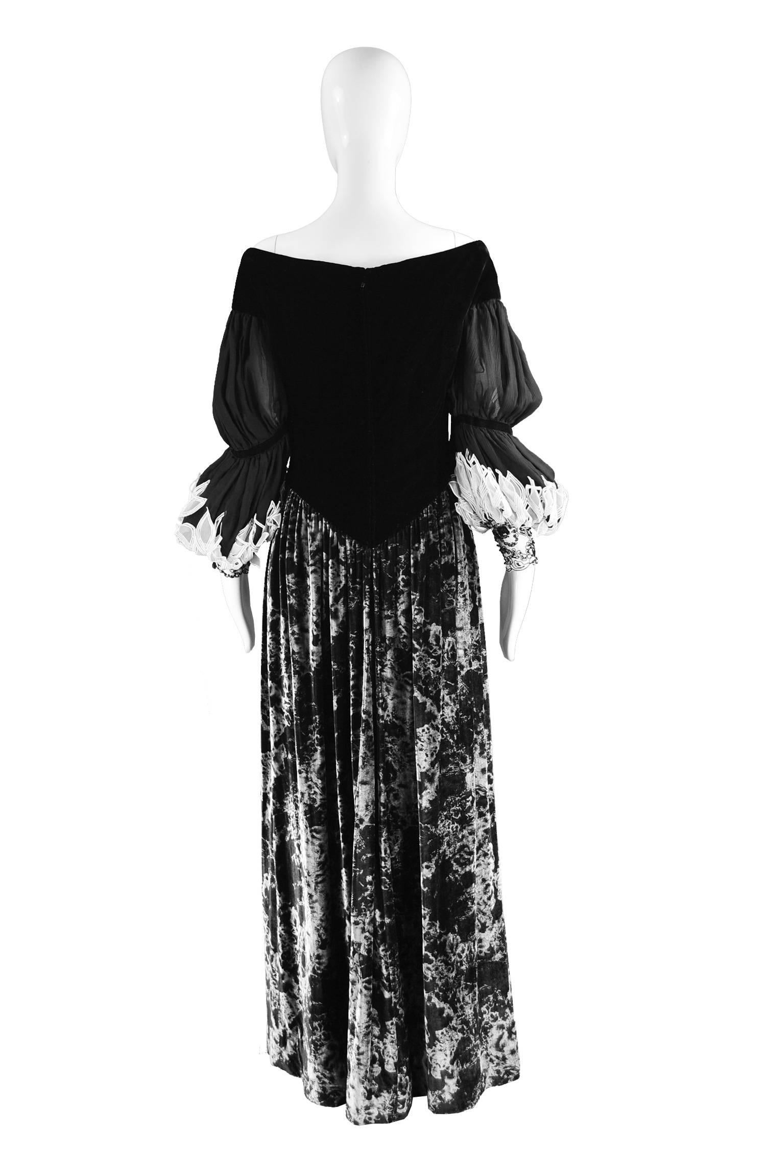 Curiel Italian Couture Vintage Print Velvet Evening Gown For Sale 1