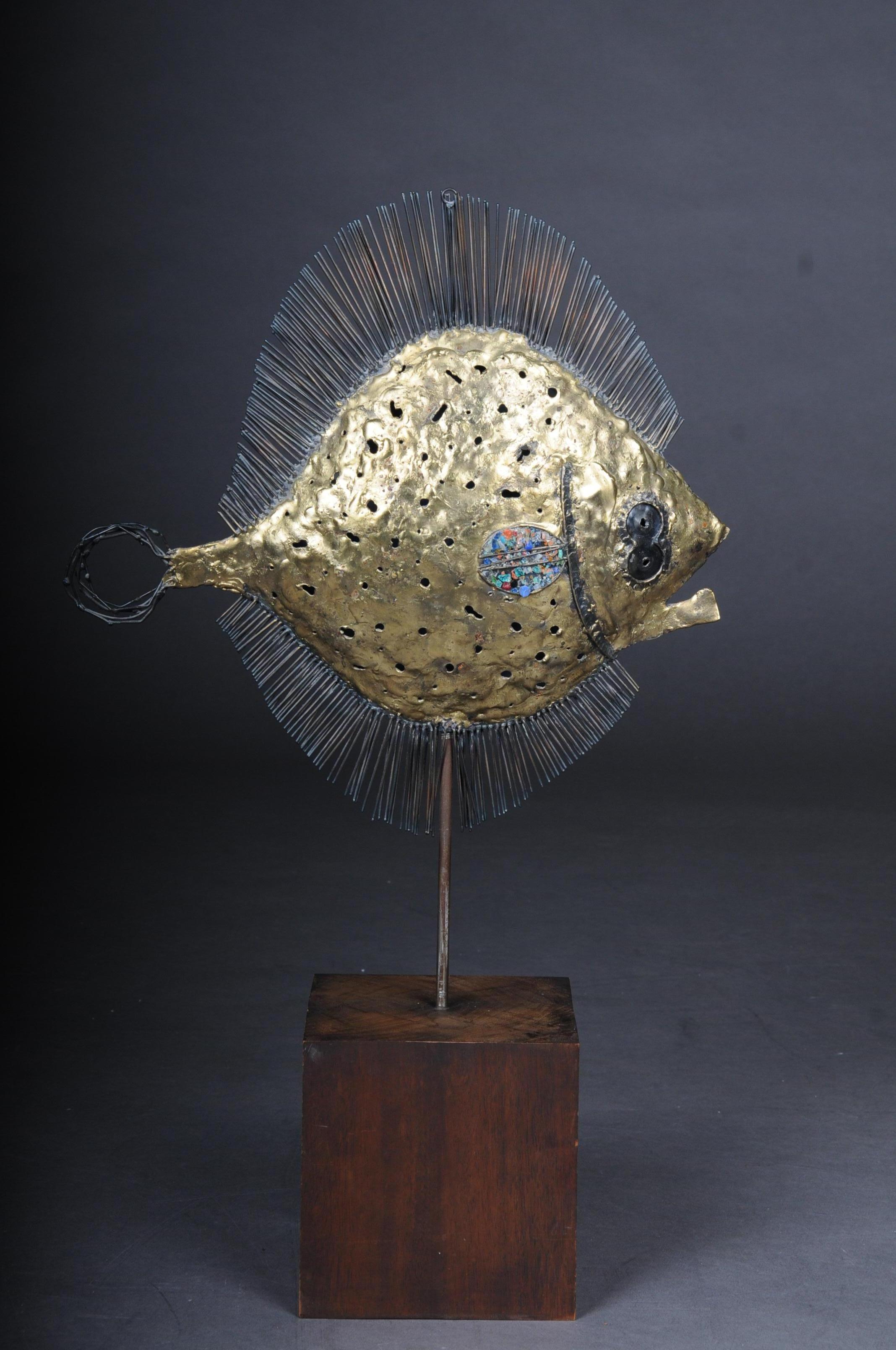 Sculpture de poisson chiffon curieuse et décorative en laiton 4