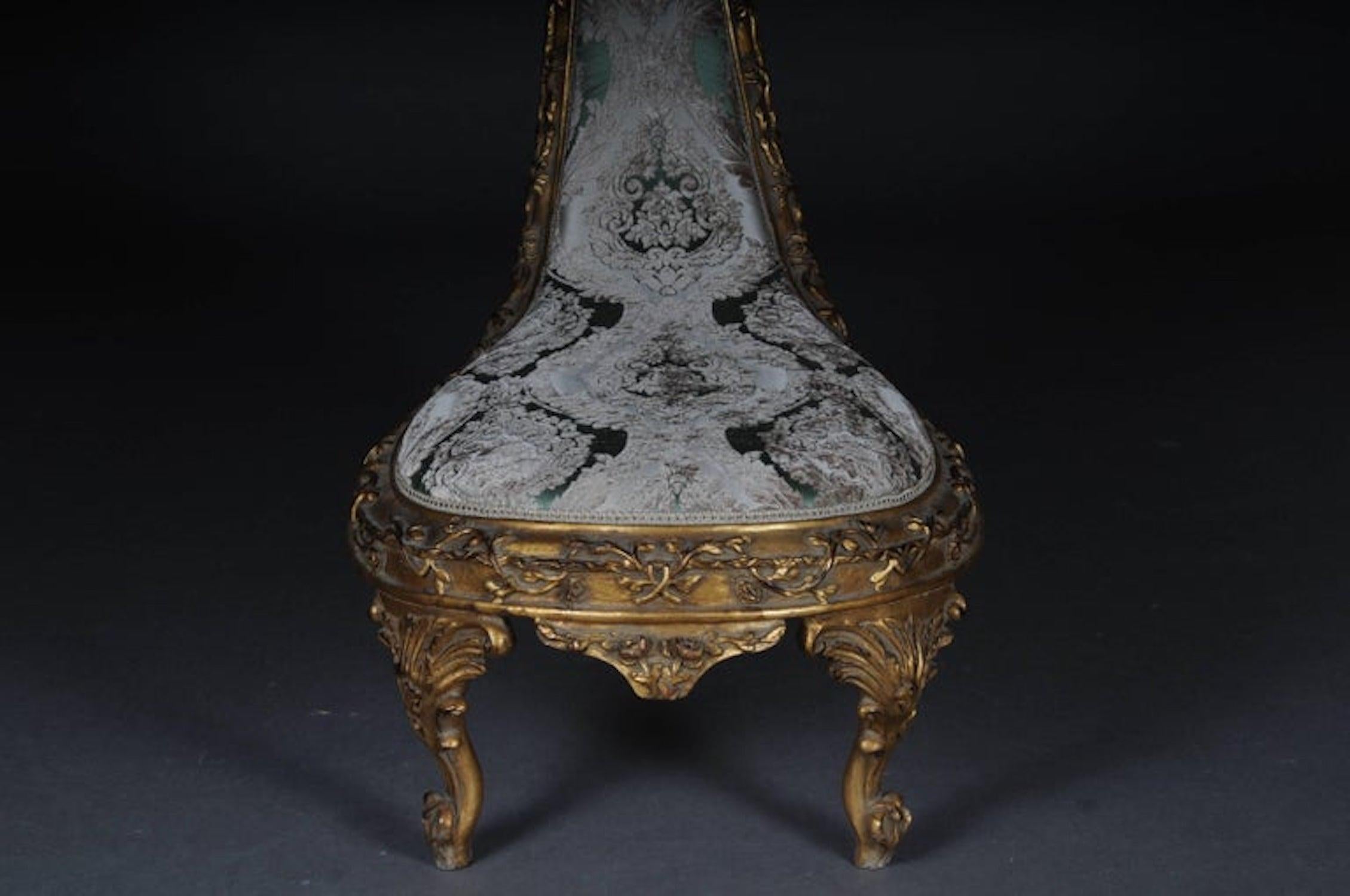 Hêtre Chaise de designer curieuse, unique en vente