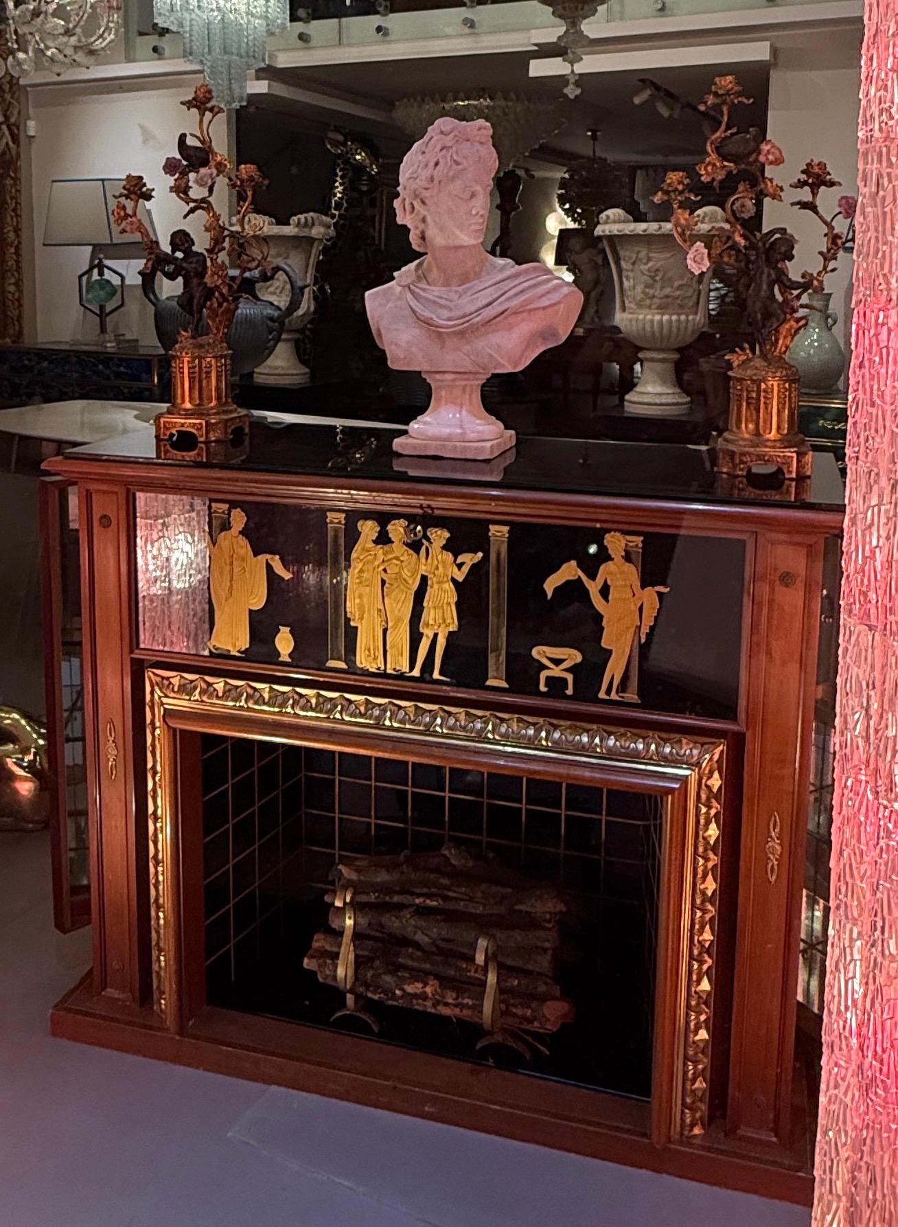 Bois Cheminée de bar italienne du milieu du siècle dernier  1940 de Luigi Brusotti en vente