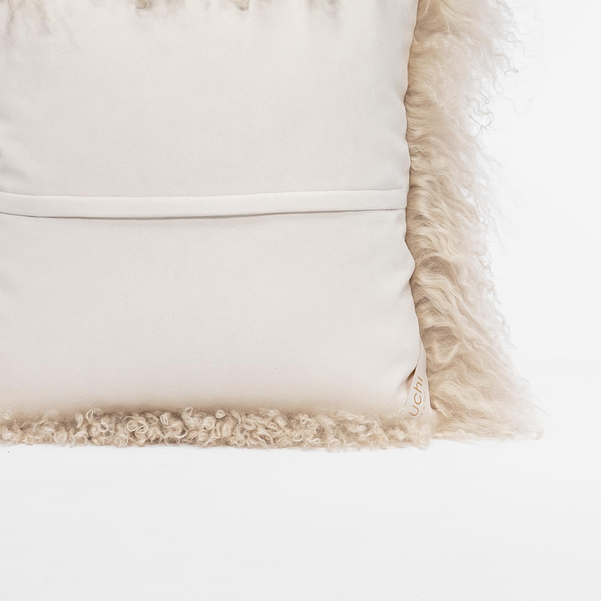 Cojín Cuadrado Beige Cordero del Tíbet by Muchi Decor, Made in Italy Italiano en venta