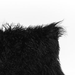 Tibetisches schwarzes Lendenkissen aus Lammfell von Muchi Decor, hergestellt in Italien