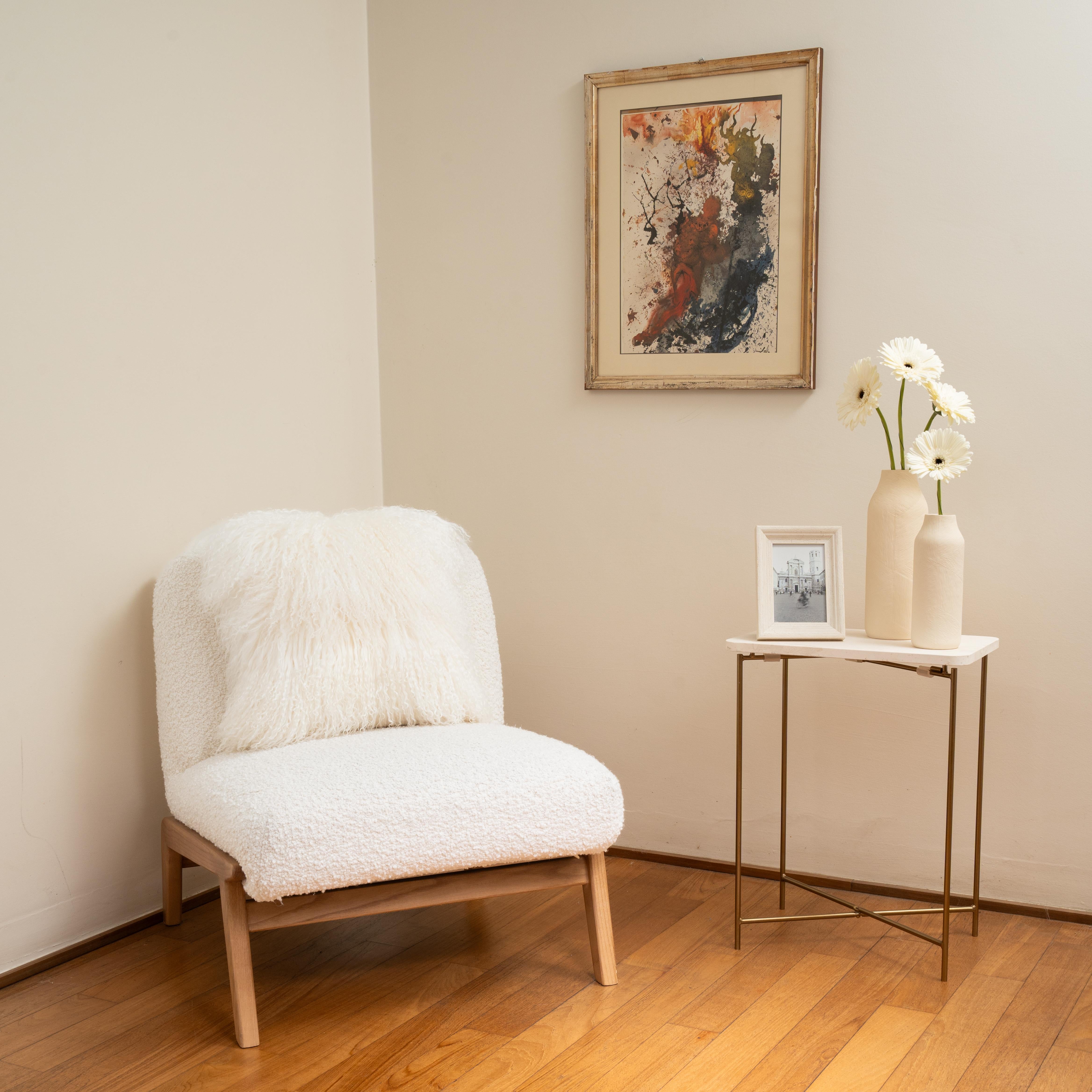 Hand-Crafted Tibet Lamb White Square Cushion by Muchi Decor, Made in Italy For Sale