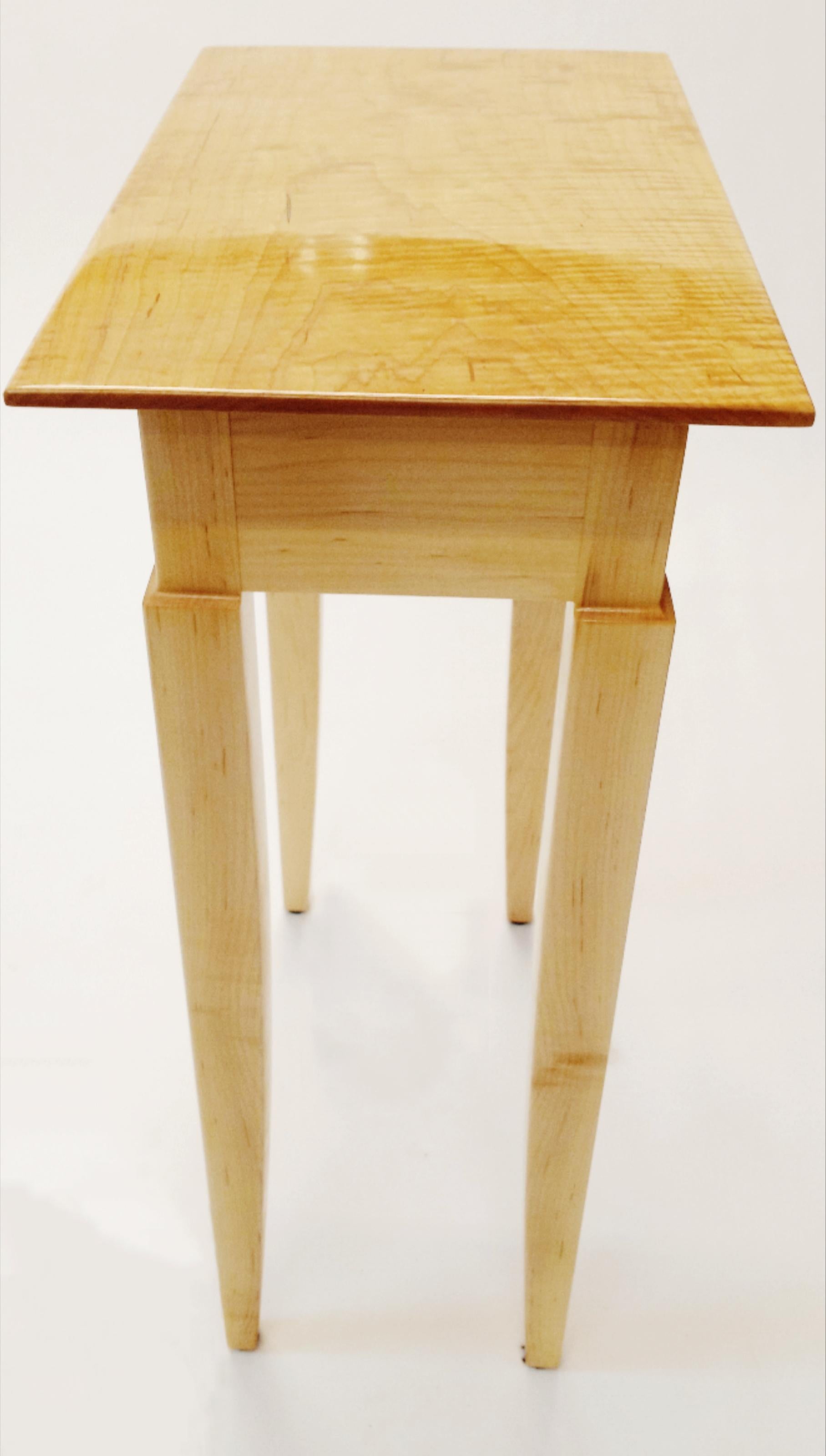 Side table A curly maple in stock In New Condition For Sale In Edinboro, PA