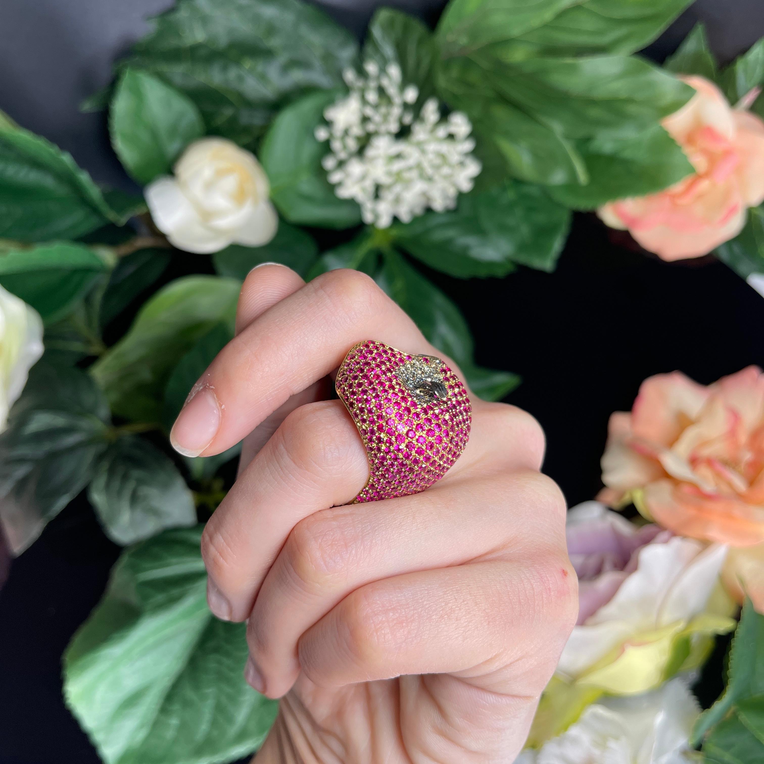 Curnis Unique Apple Masterpiece 18k White and Yellow Gold Ring Rubies Diamonds For Sale 12