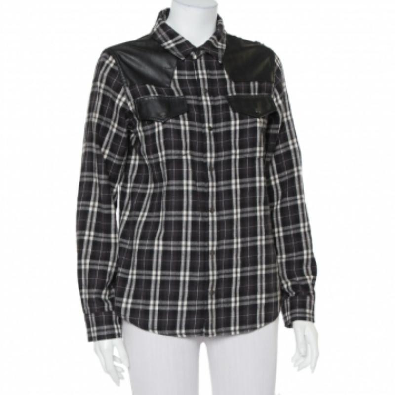 Exhibiting a casual design, this Current/Elliott shirt is a closet staple. Made from cotton, it features a checkered print all over, panels of leather on the shoulders, back, and pockets. The creation is finished off with a front button fastening