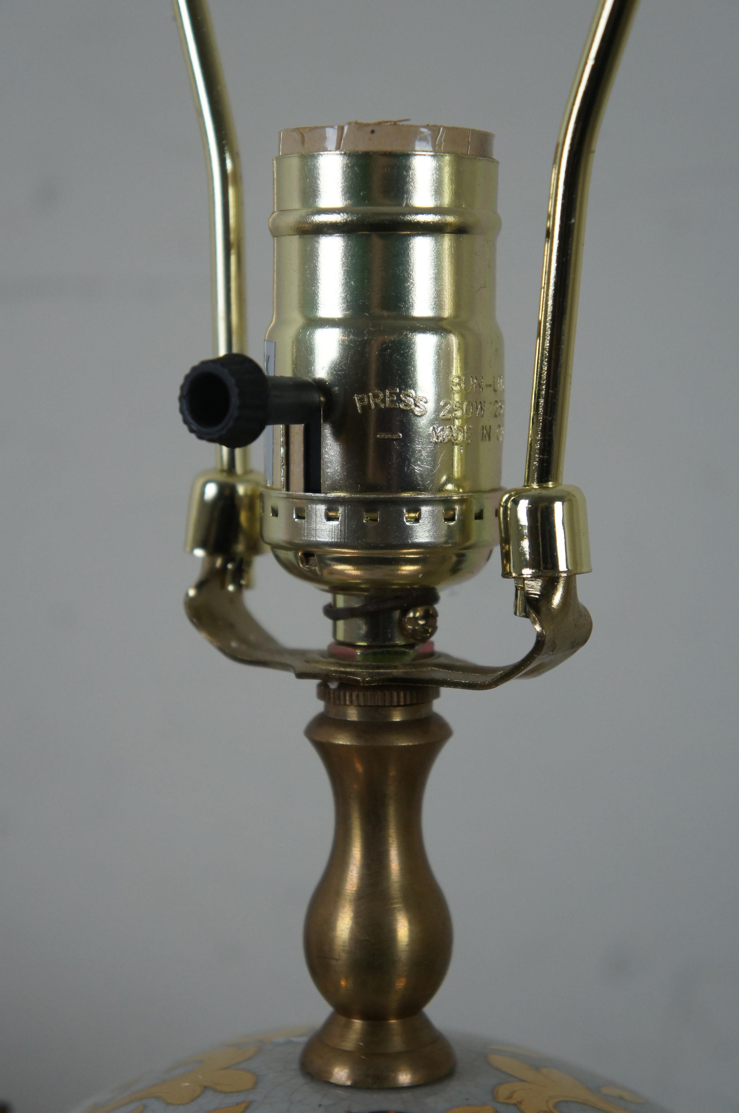 Currey & Co Tzarina 6410 Table Lamp Antique White Gold Porcelain Swan Trophy 3