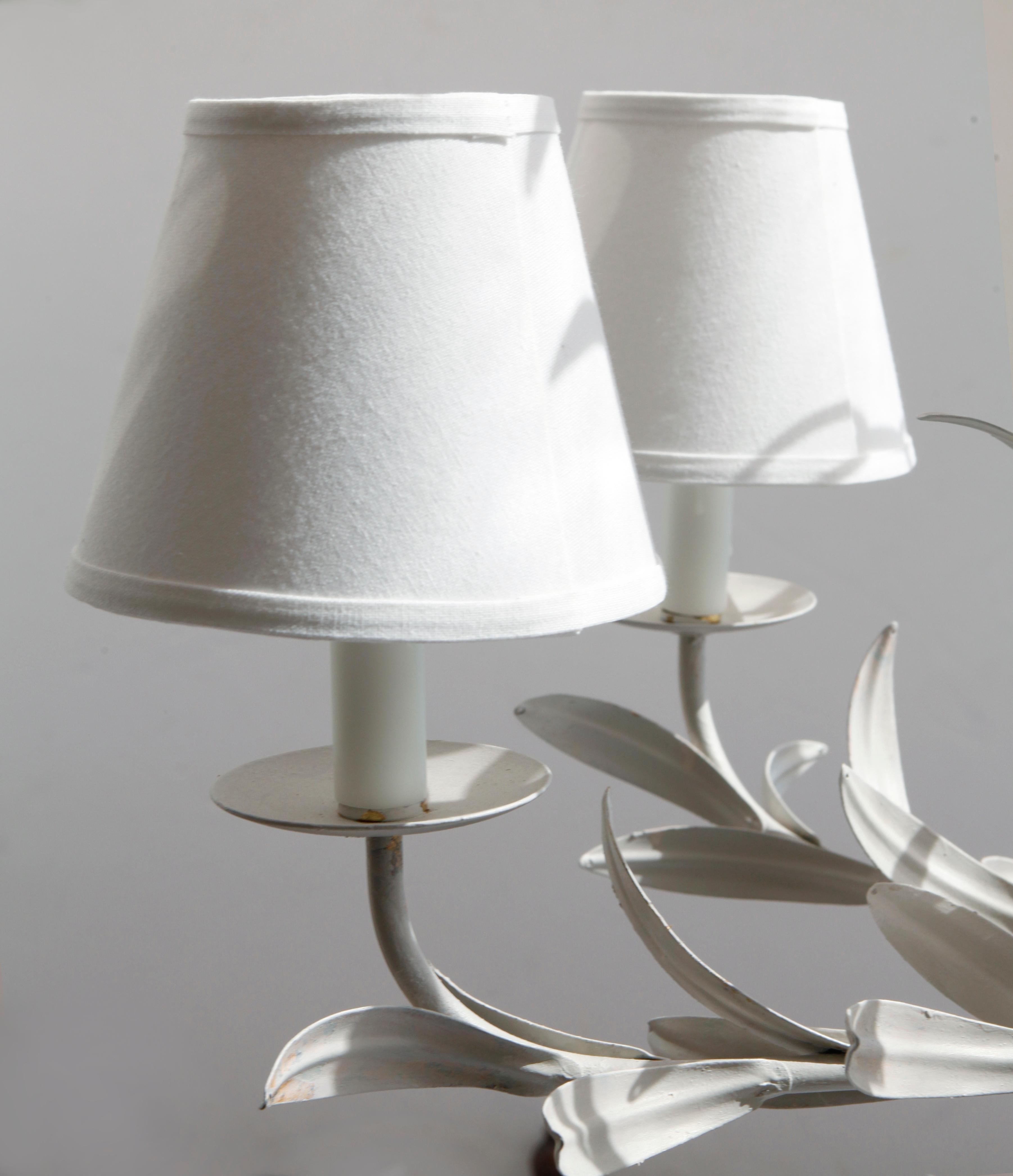 Currey Midcentury Antique White Leaf Chandelier 1