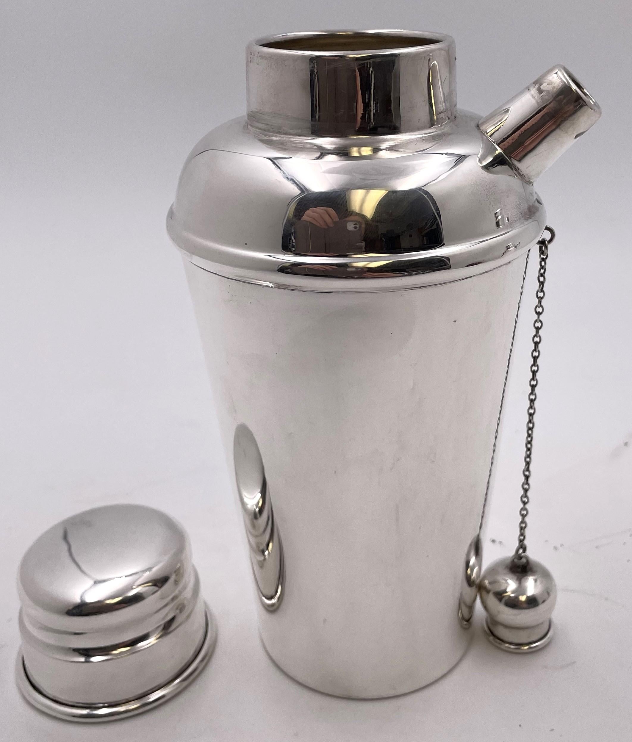 Currier & Roby Sterling Silver Cocktail Shaker in Mid-Century Modern Style (gobelet à cocktail en argent sterling) Bon état - En vente à New York, NY