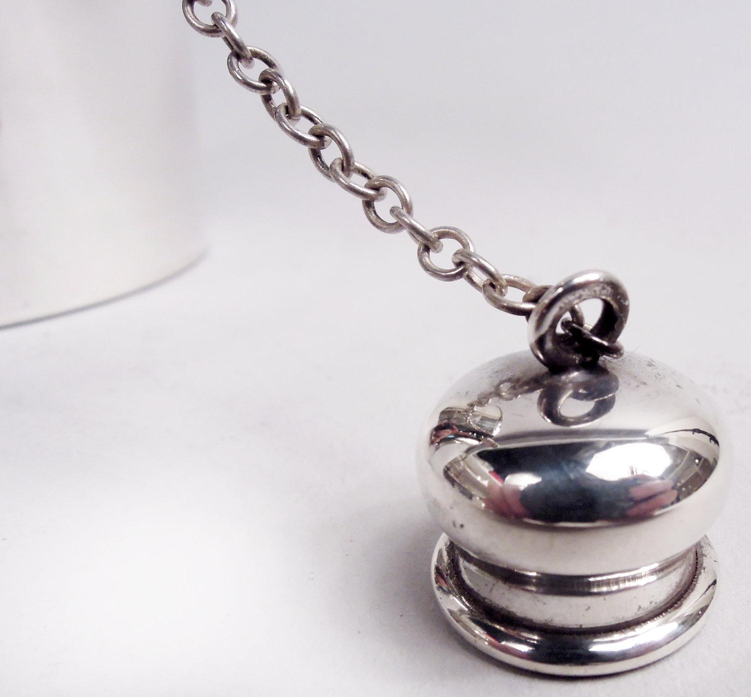 XX secolo Currier & Roby - Mini Martini Solo Shaker moderno in argento sterling in vendita