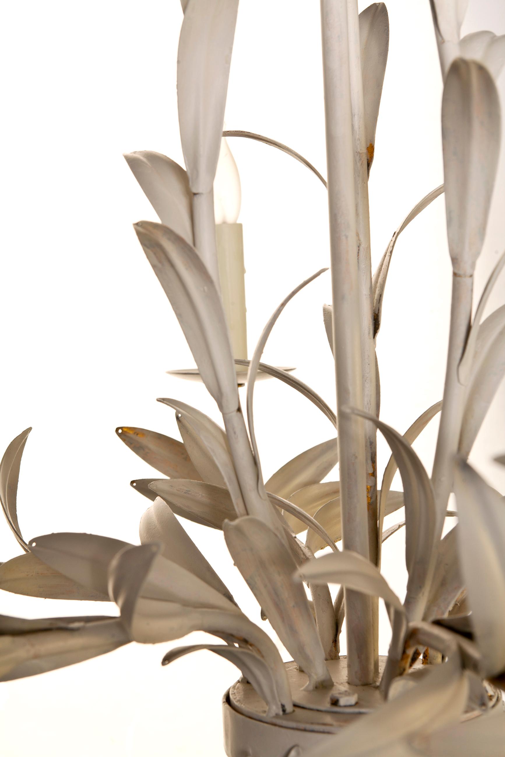 Currey Midcentury Antique White Leaf Chandelier In Good Condition In Malibu, CA