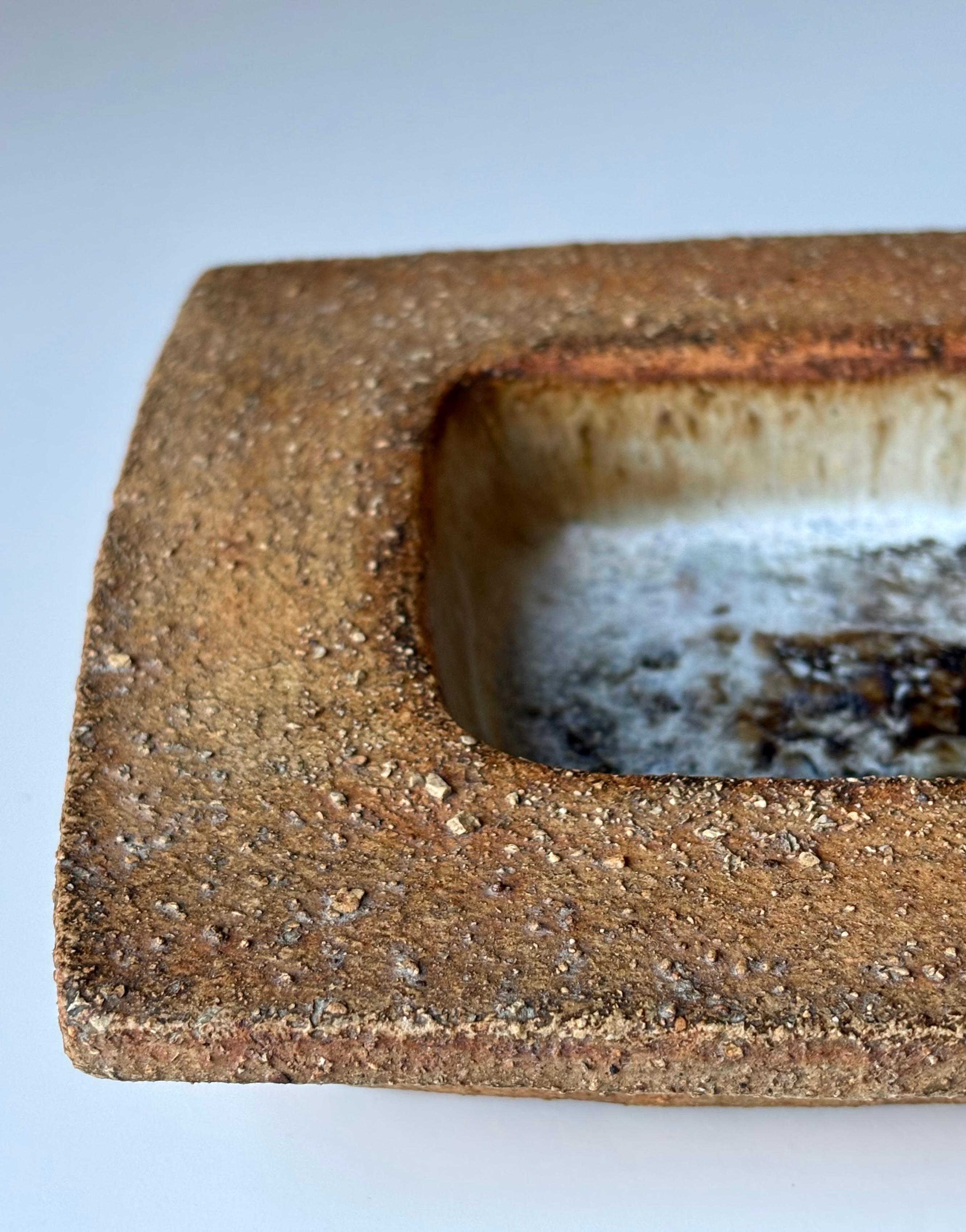 Curt-Magnus Addin Brutalist Stoneware Dish, 1980s In Good Condition In Copenhagen, DK